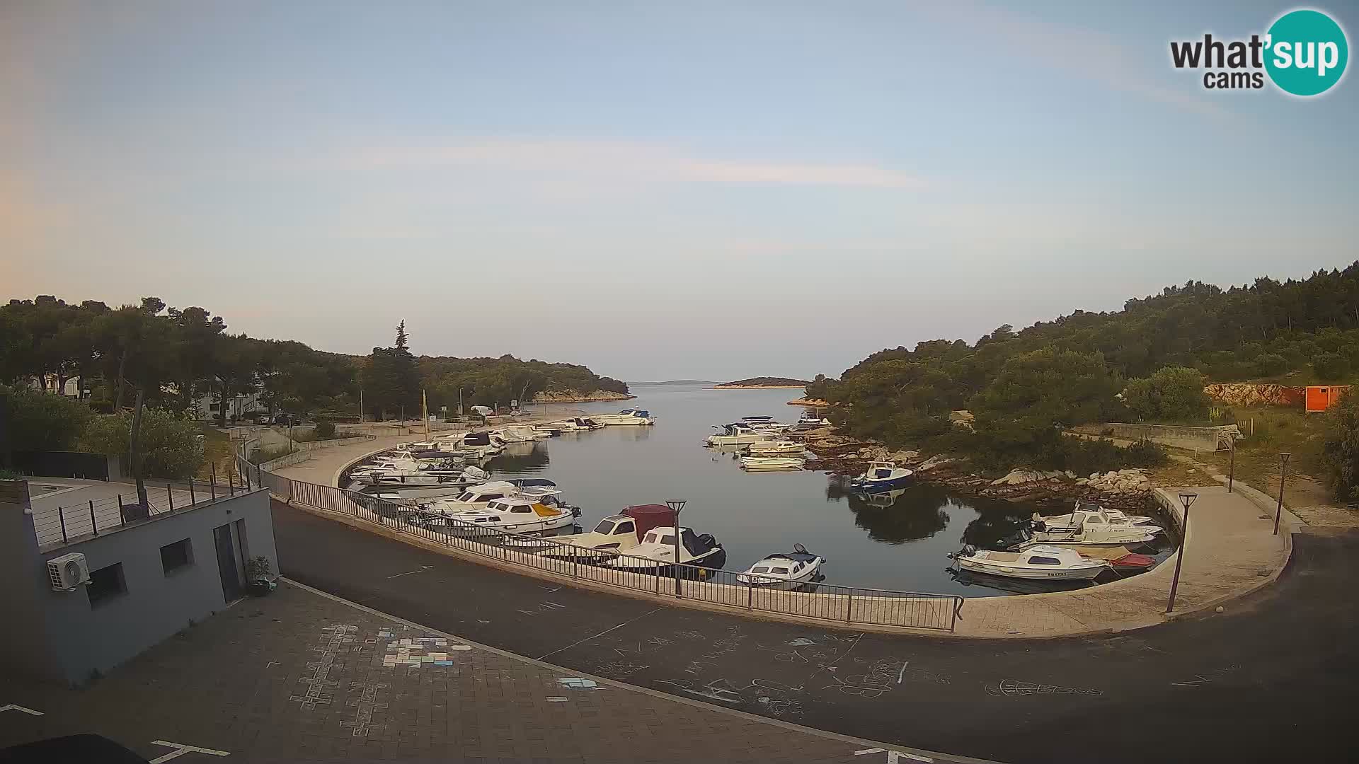 Live Webcam Sovlje – ANTIC Baie – Tribunj
