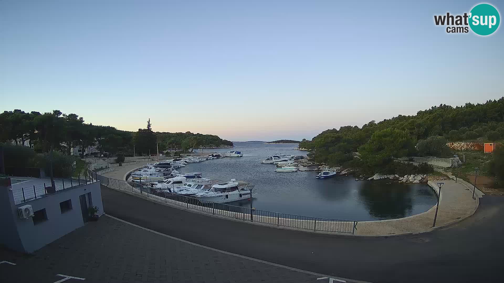 Live Webcam Sovlje – ANTIC Baie – Tribunj