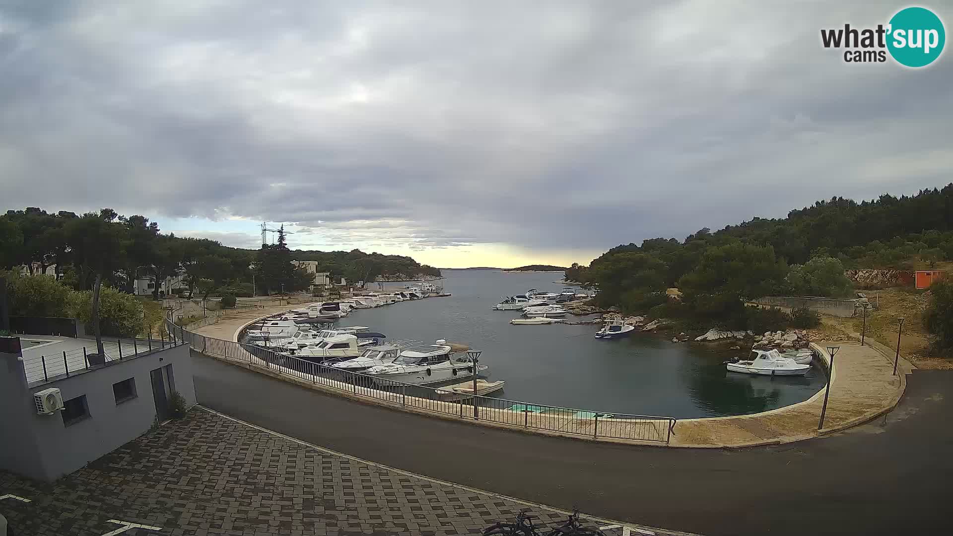 Live Webcam Sovlje – ANTIC Baie – Tribunj