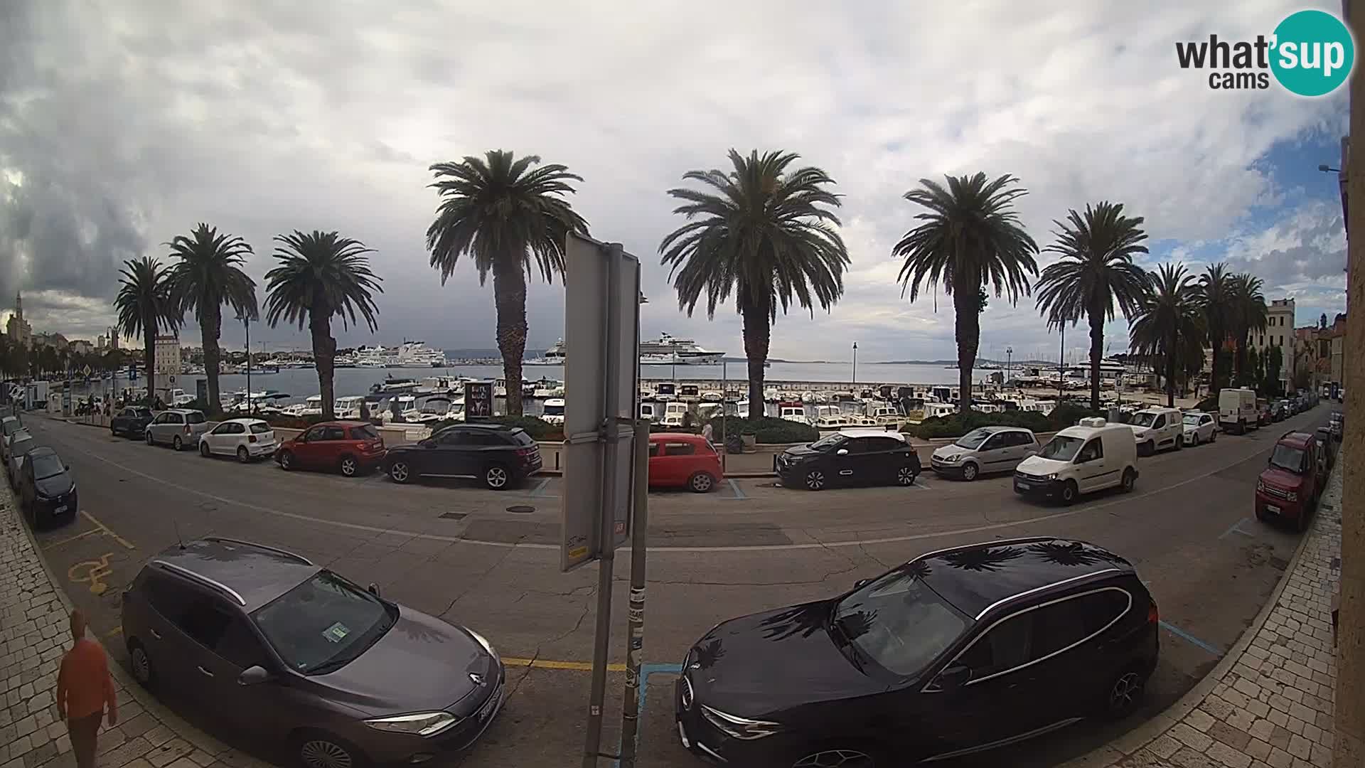 Webcam Split – Seaside Promenade
