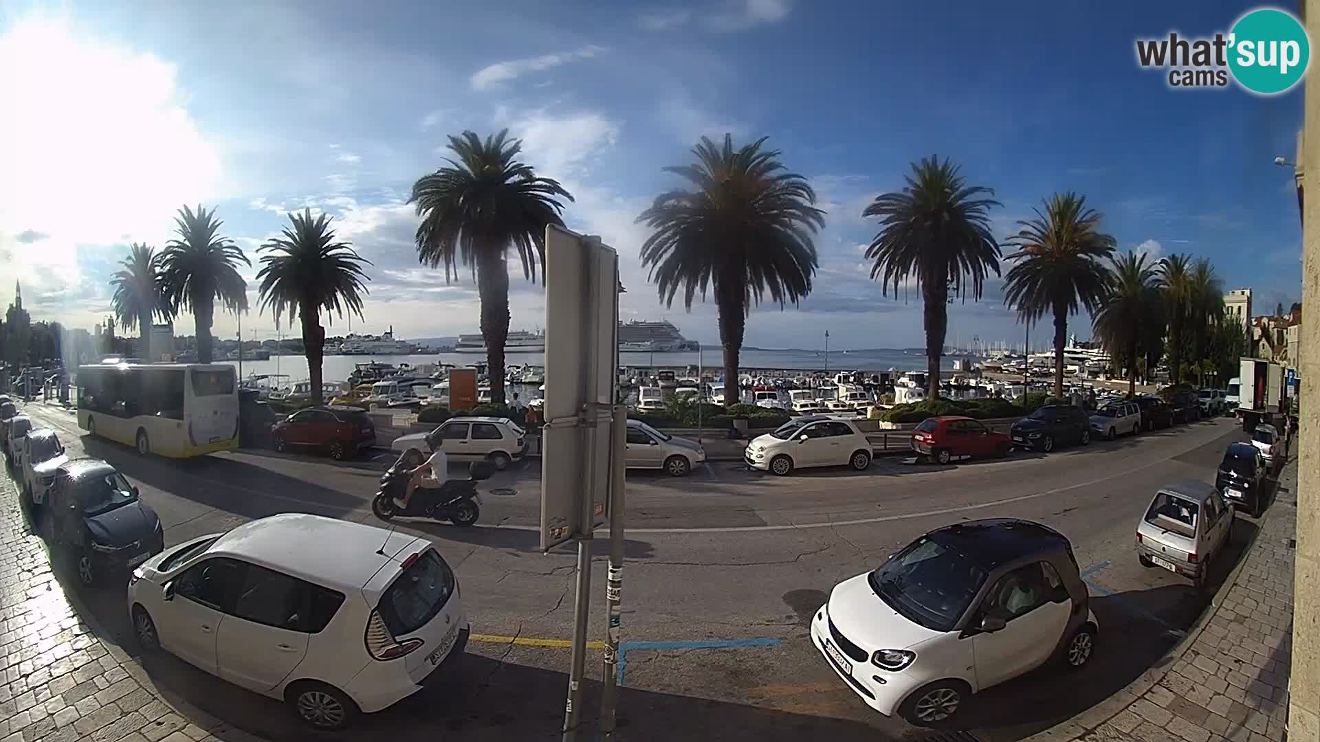 Webcam Split – Seaside Promenade