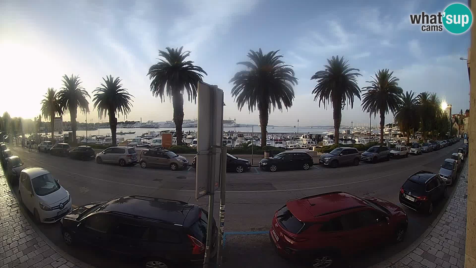 Webcam Split – Seaside Promenade