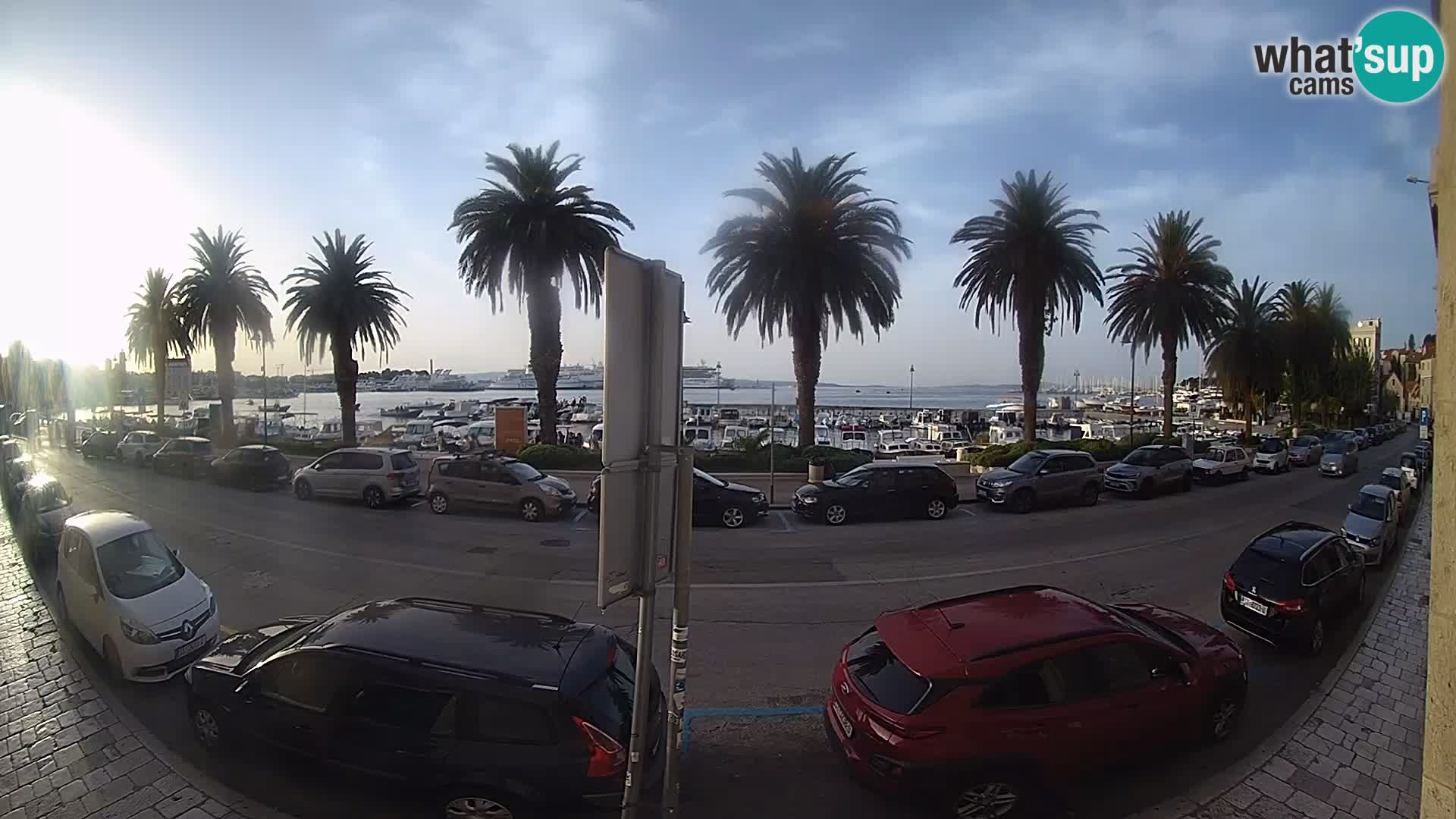 Webcam Split – Seaside Promenade