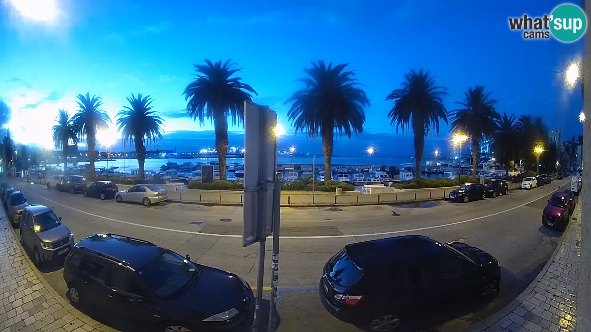 Webcam Split – Seaside Promenade