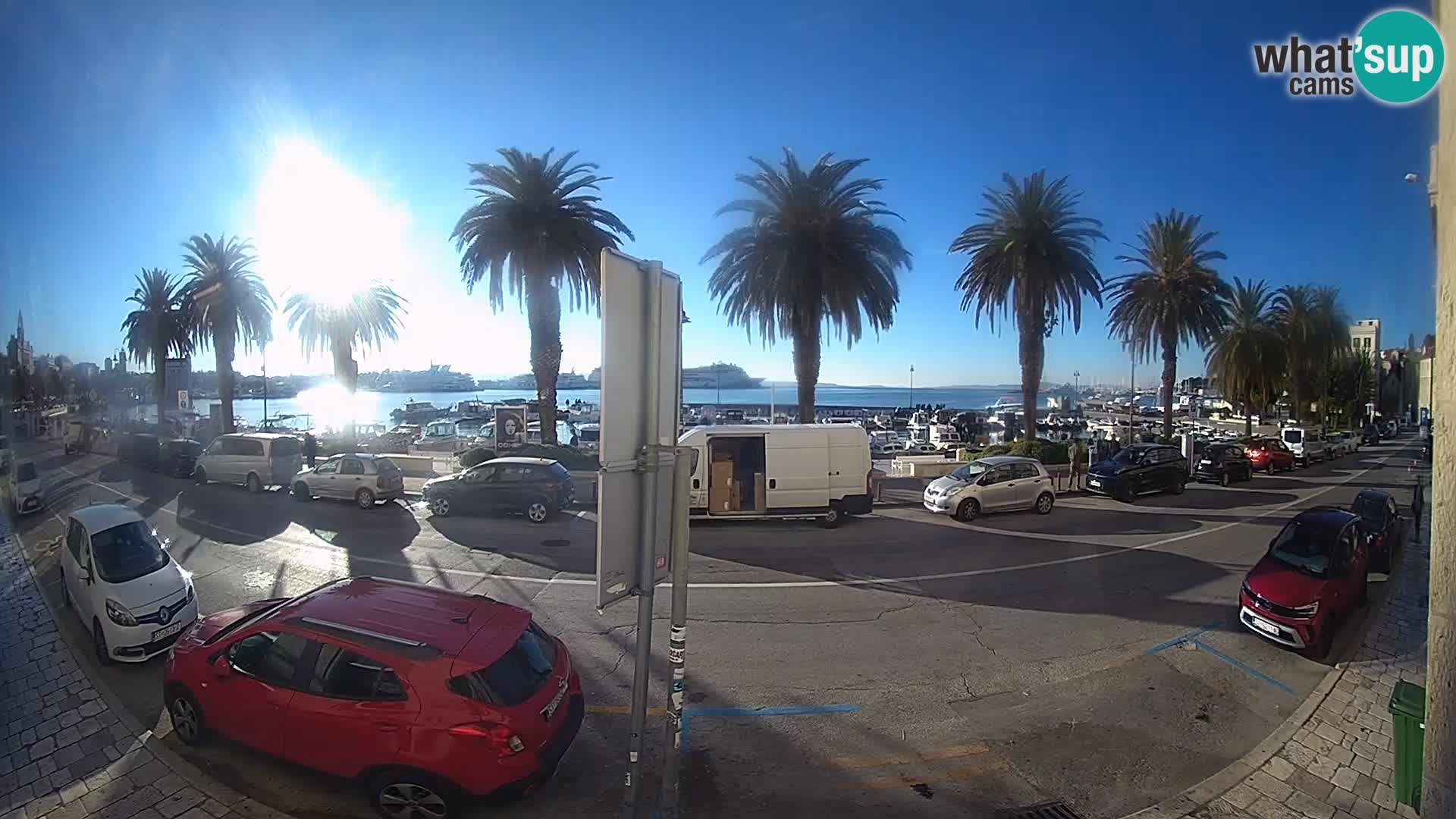 Webcam Split – Seaside Promenade