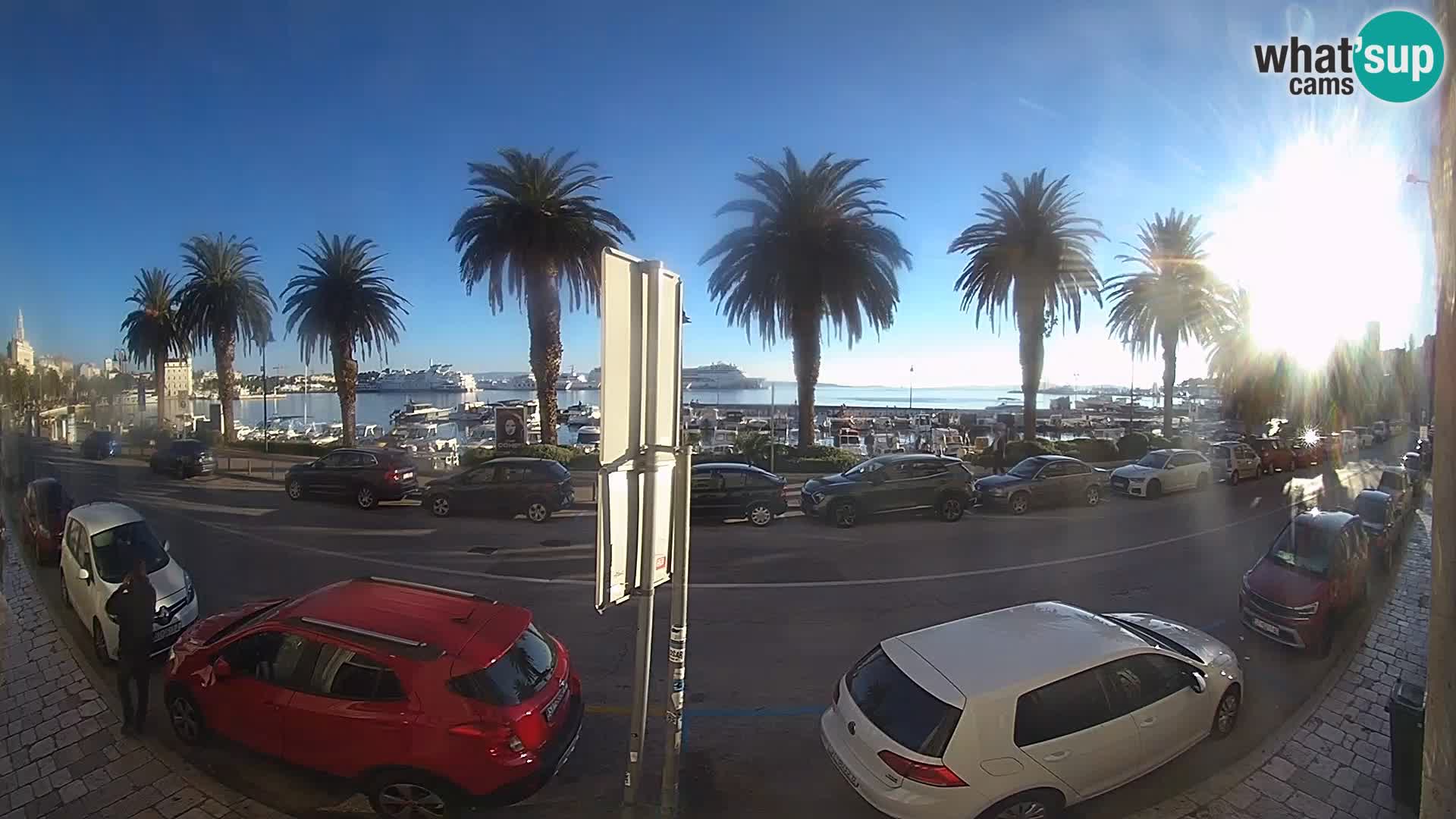 Webcam Split – Seaside Promenade