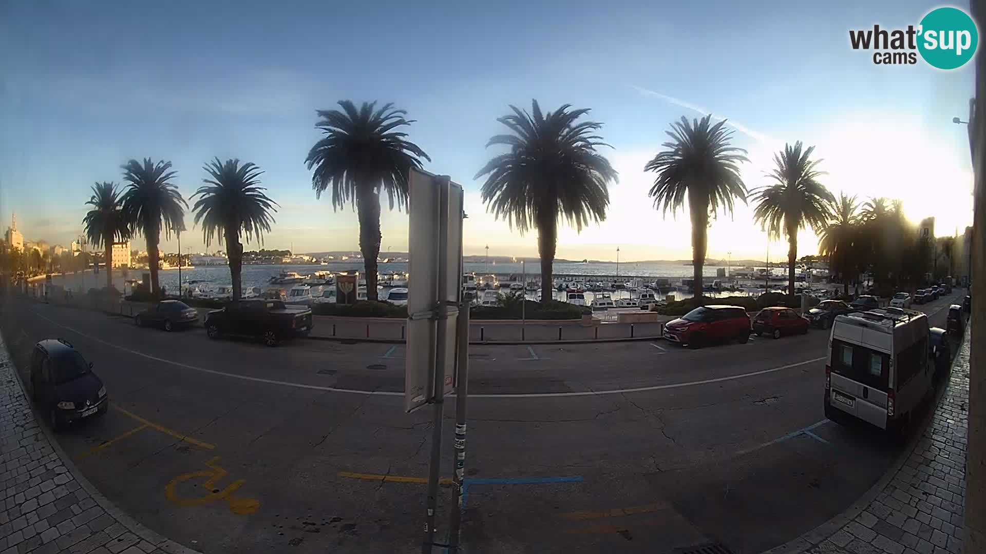 Webcam Split – Seaside Promenade