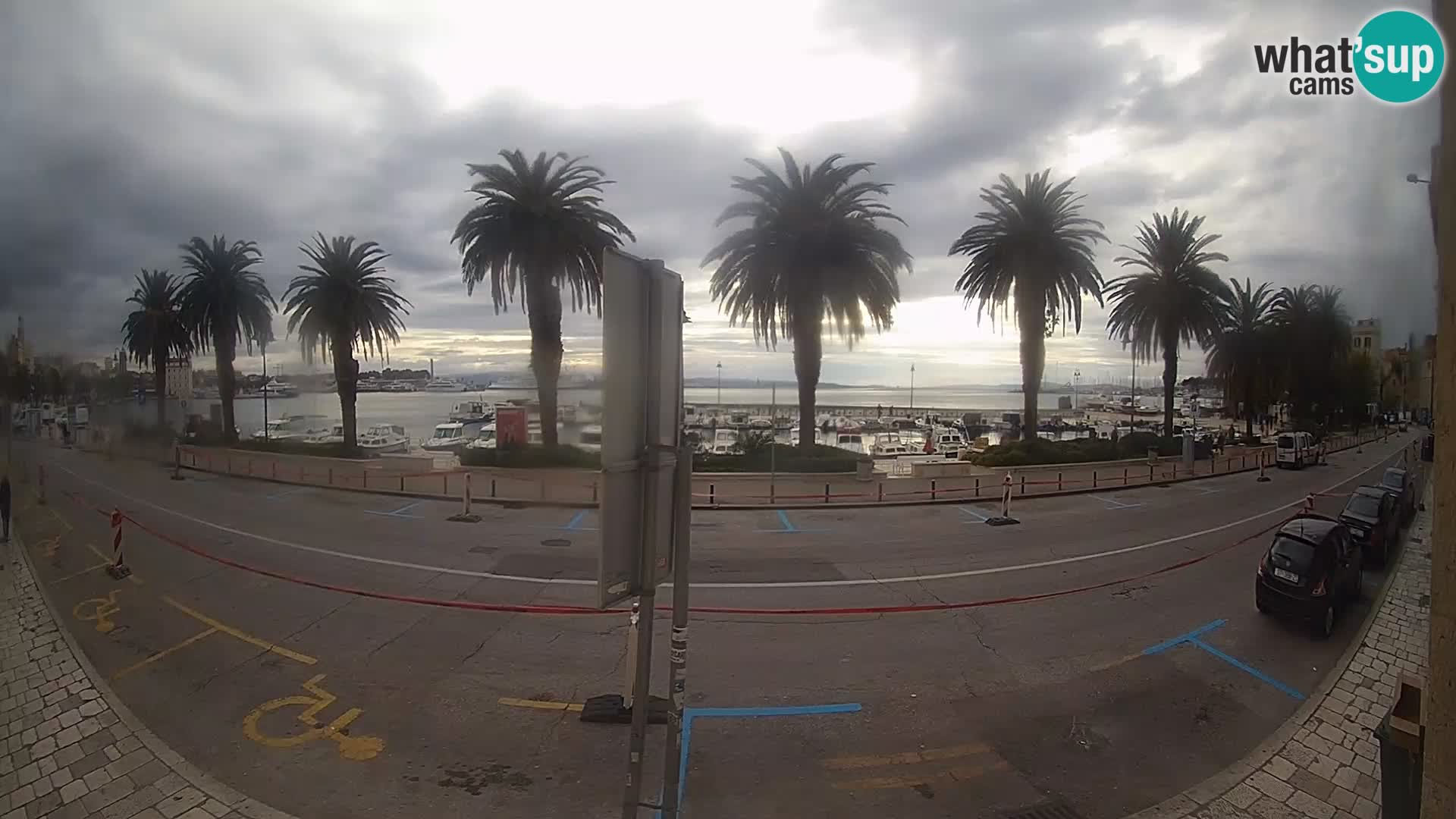 Webcam Split – Seaside Promenade