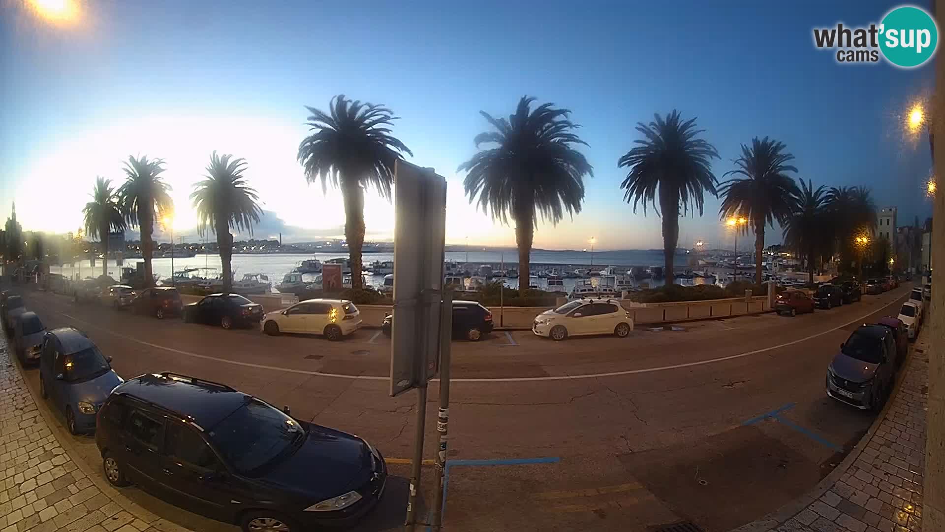 Webcam Split – Seaside Promenade