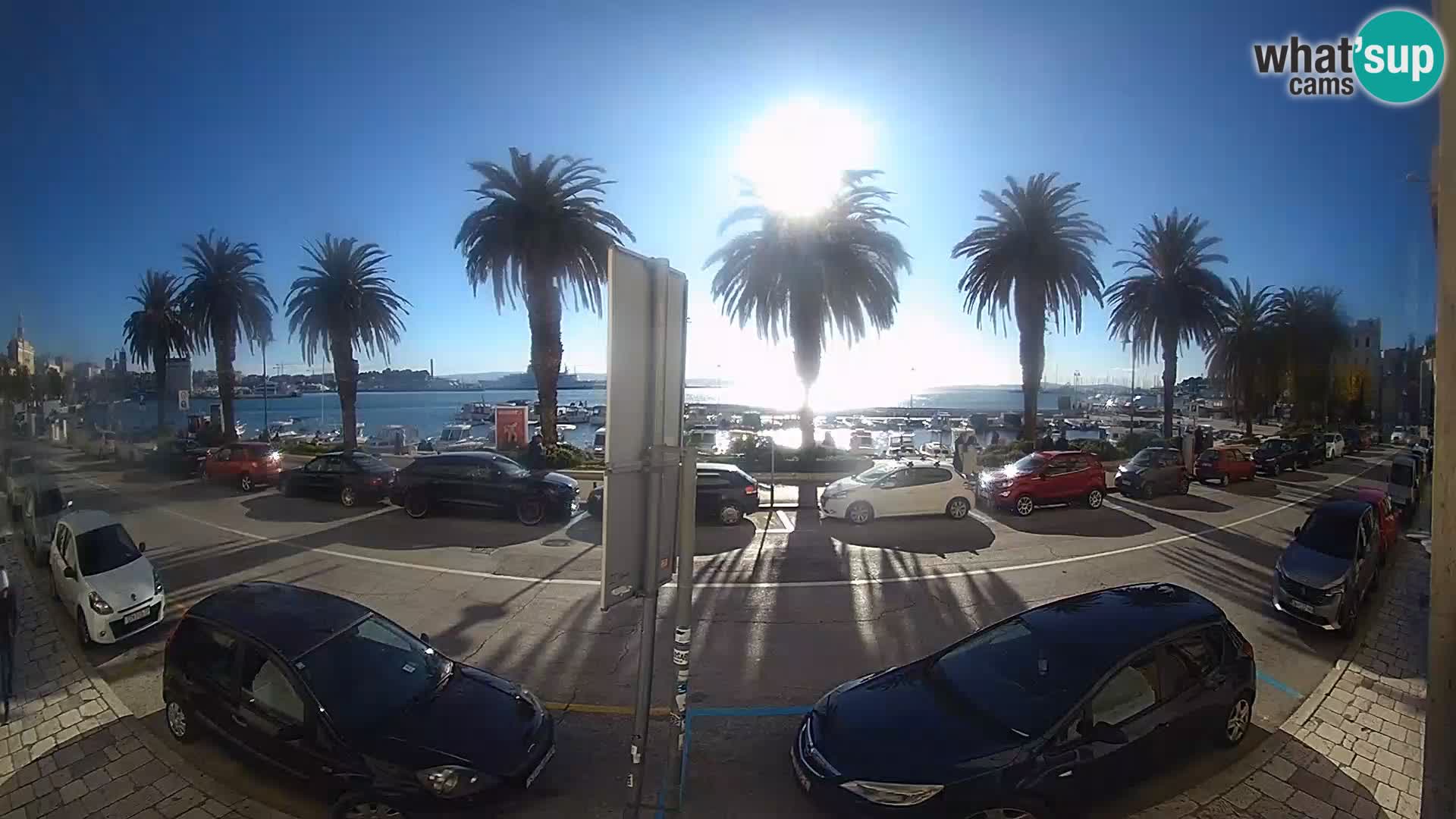 Webcam Split – Seaside Promenade