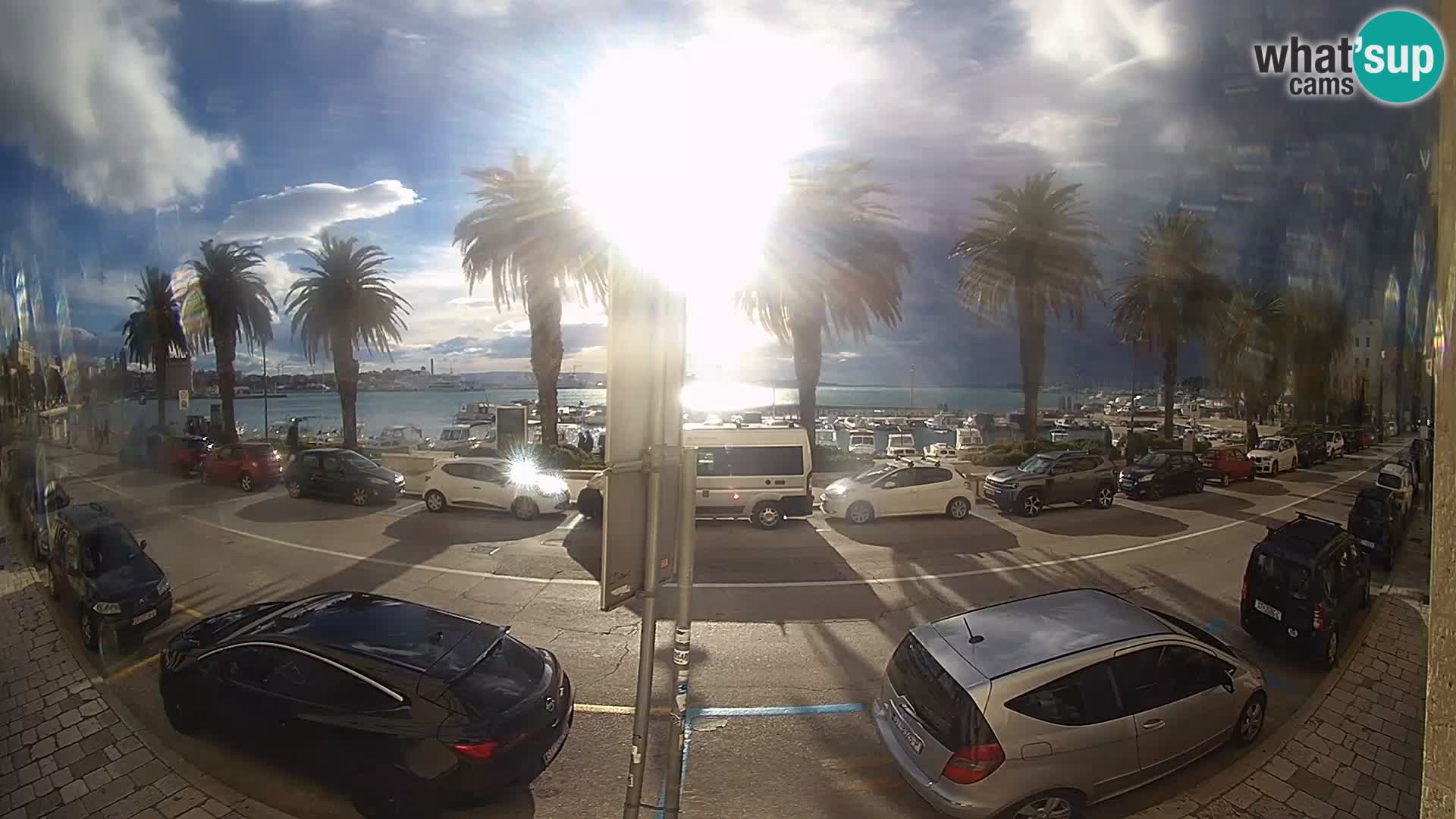 Webcam Split – Seaside Promenade