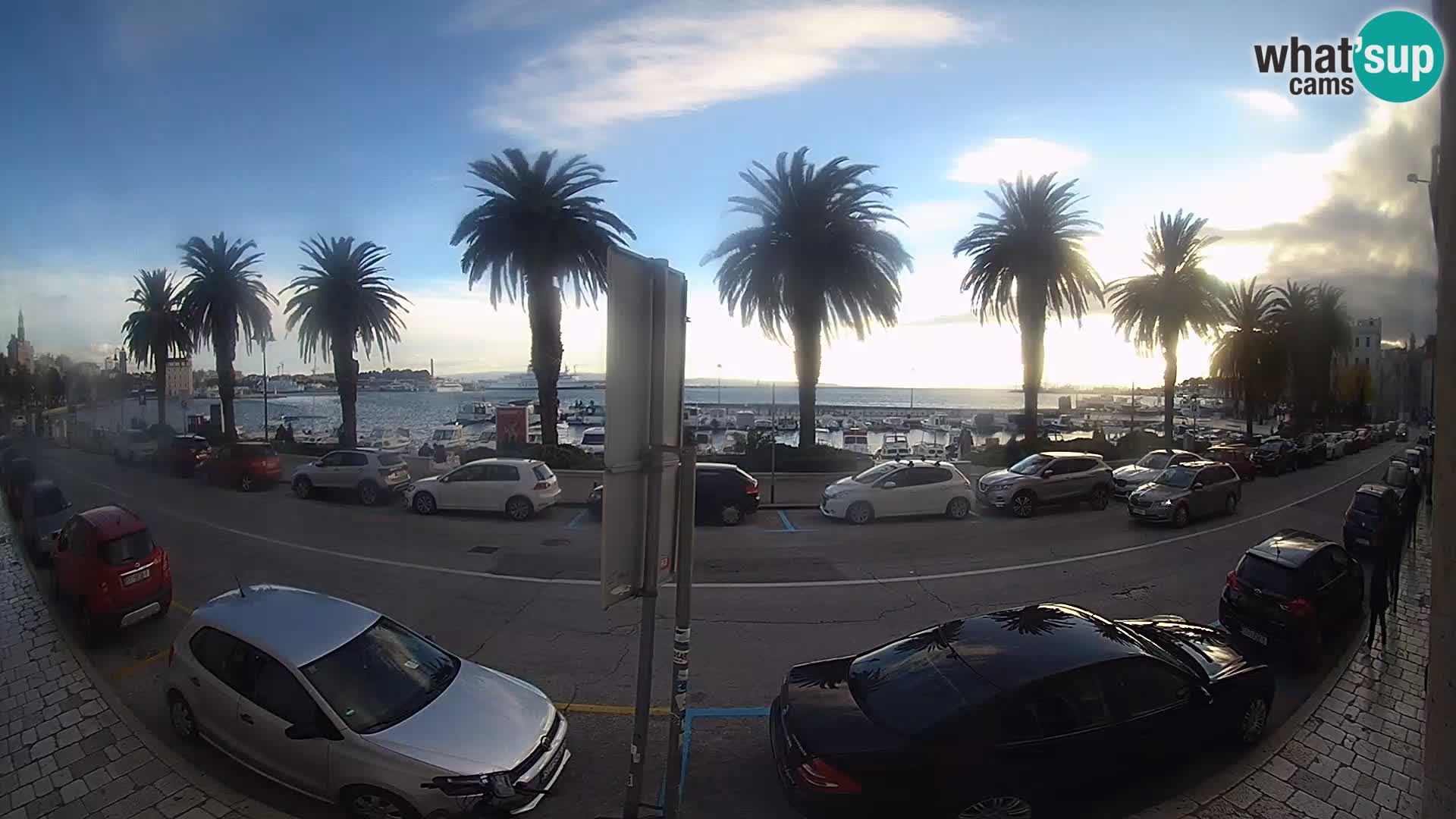 Webcam Split – Seaside Promenade