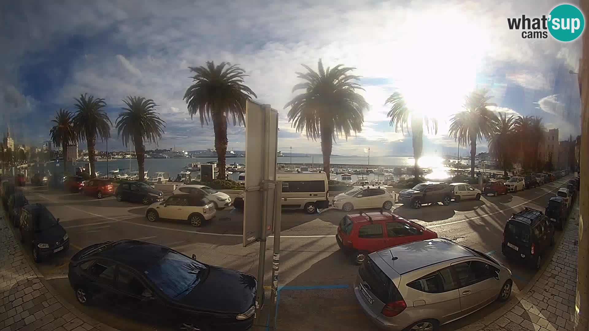 Webcam Split – Seaside Promenade