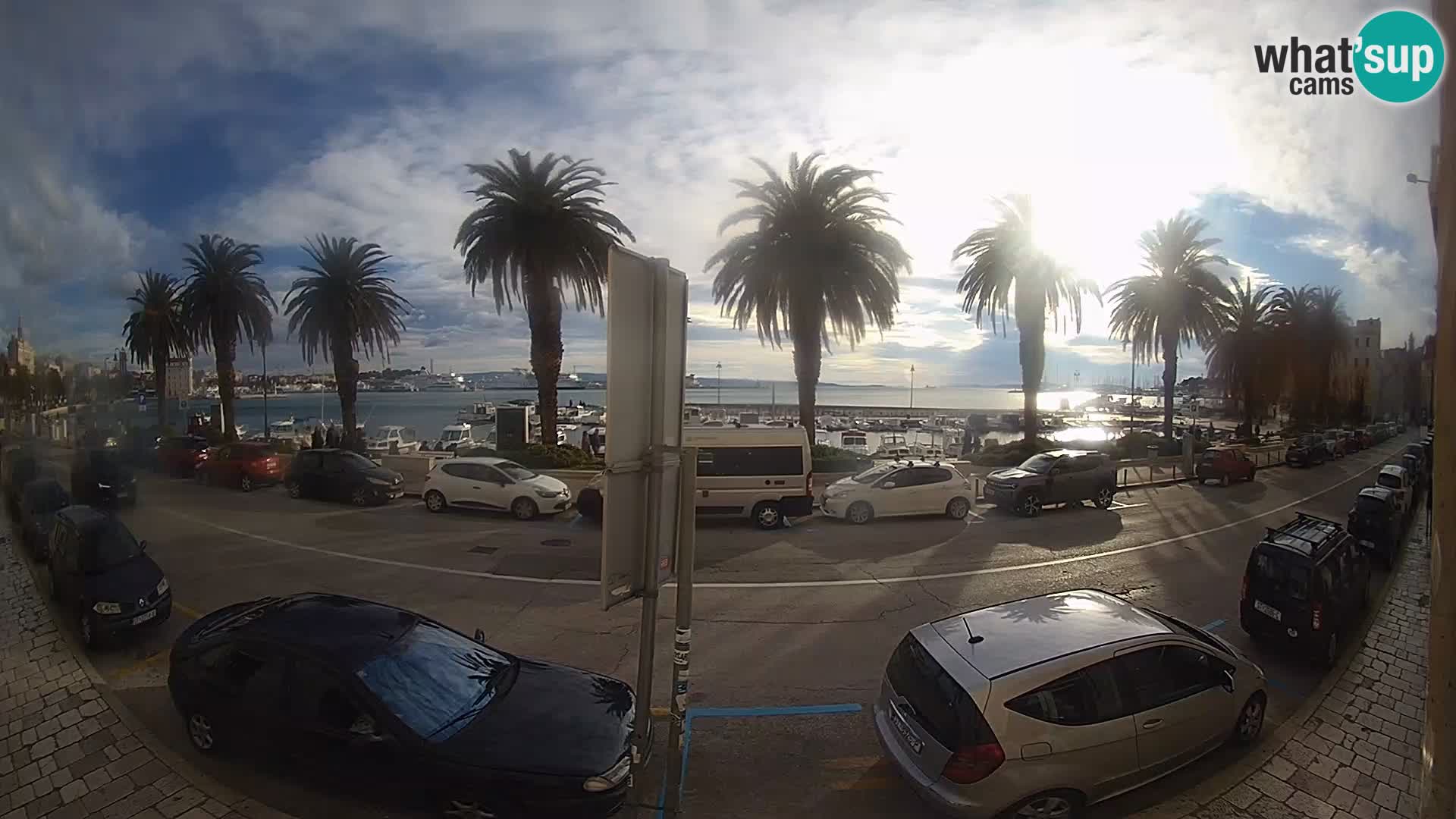 Webcam Split – Seaside Promenade