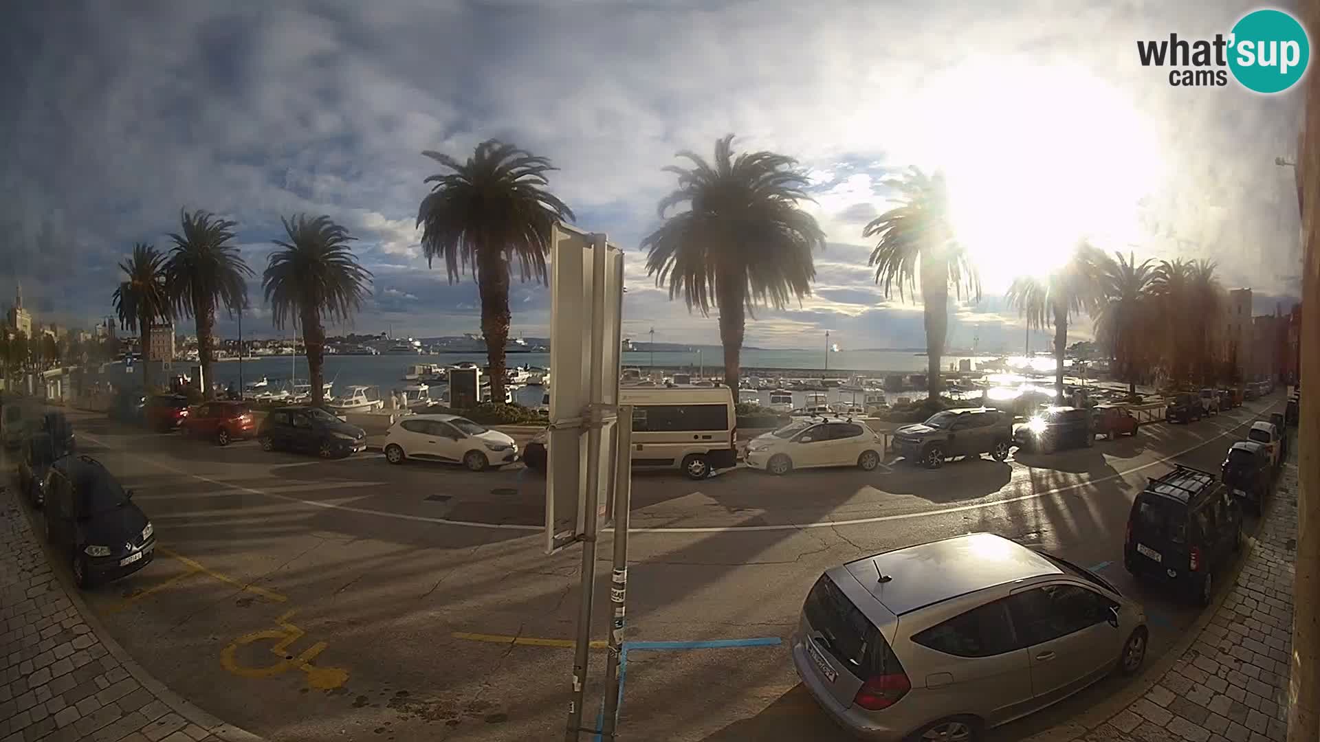 Webcam Split – Seaside Promenade