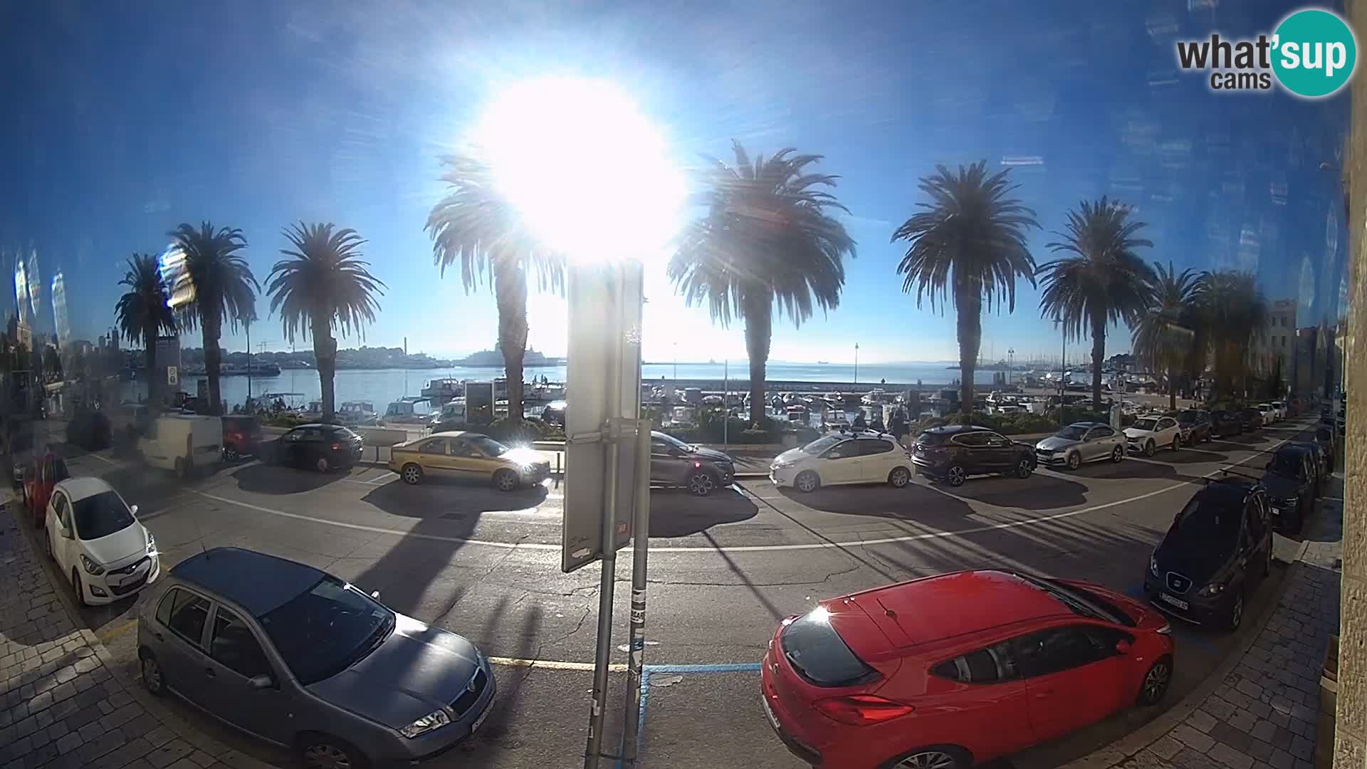 Webcam Split – Seaside Promenade