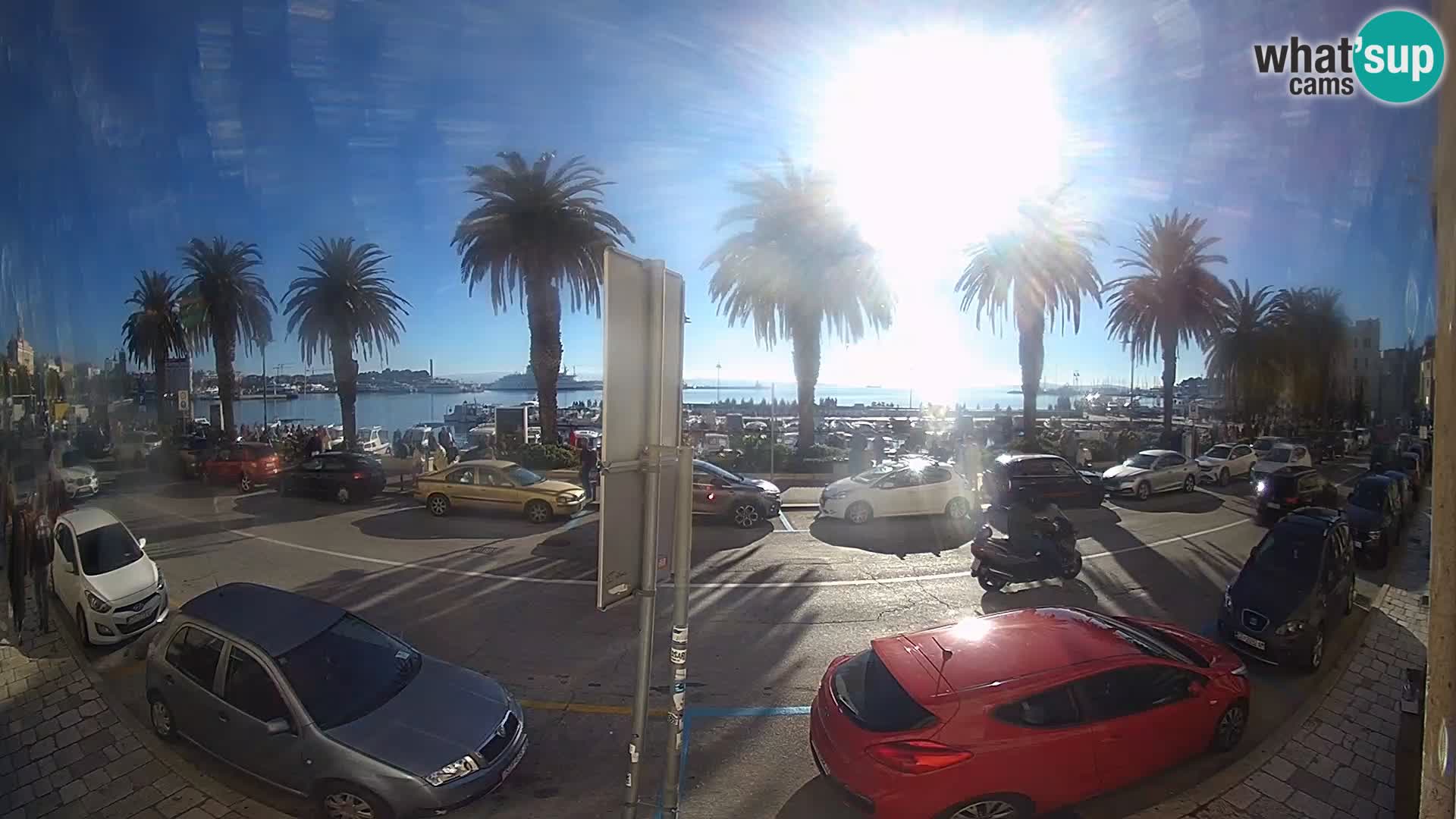 Webcam Split – Seaside Promenade