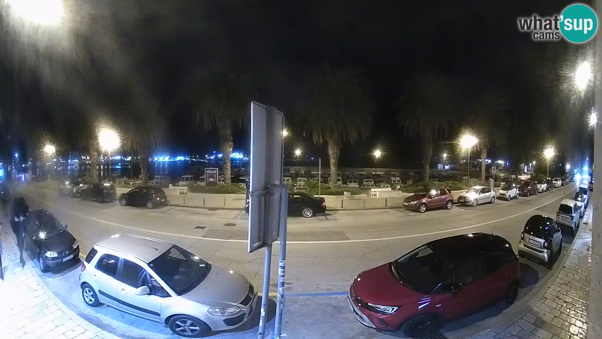 Webcam Split – Seaside Promenade