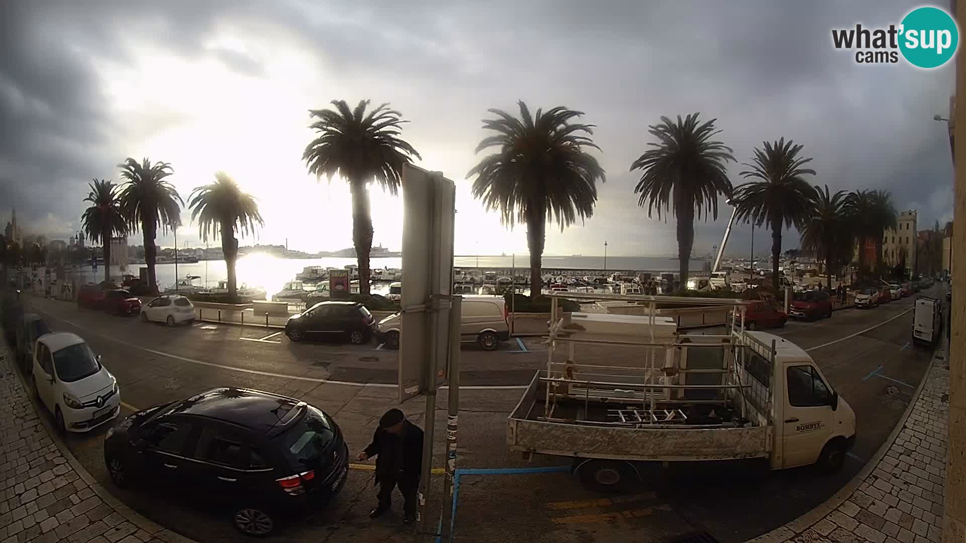 Webcam Split – Seaside Promenade