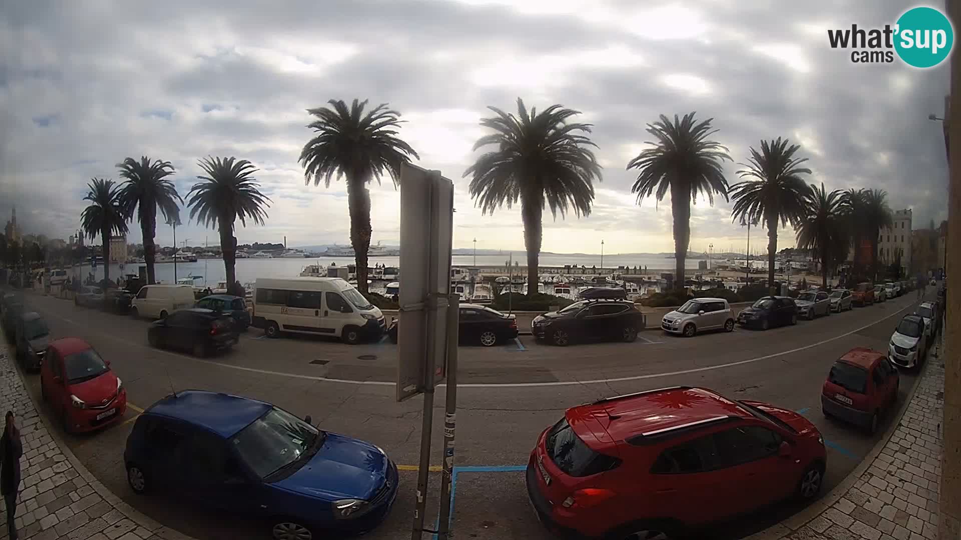 Webcam Split – Seaside Promenade