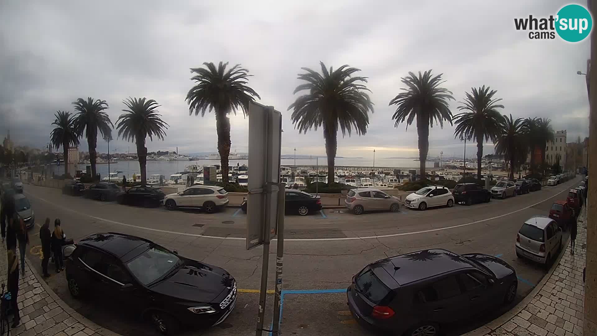 Webcam Split – Seaside Promenade