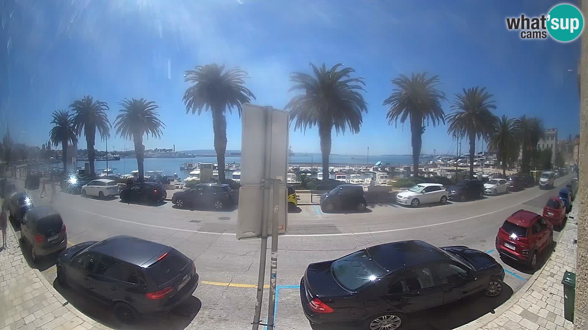 Webcam Split – Seaside Promenade