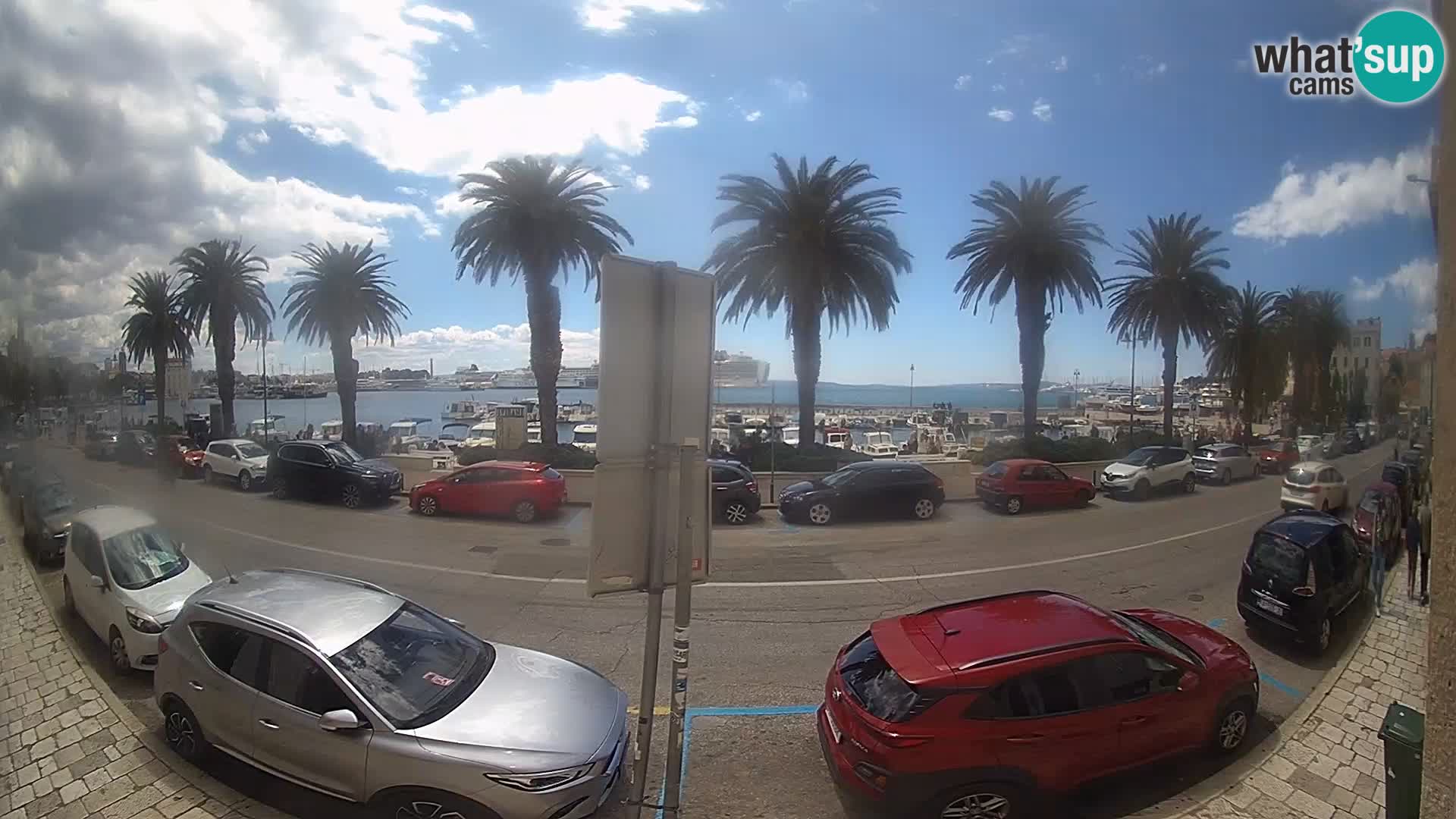 Webcam Split – Seaside Promenade