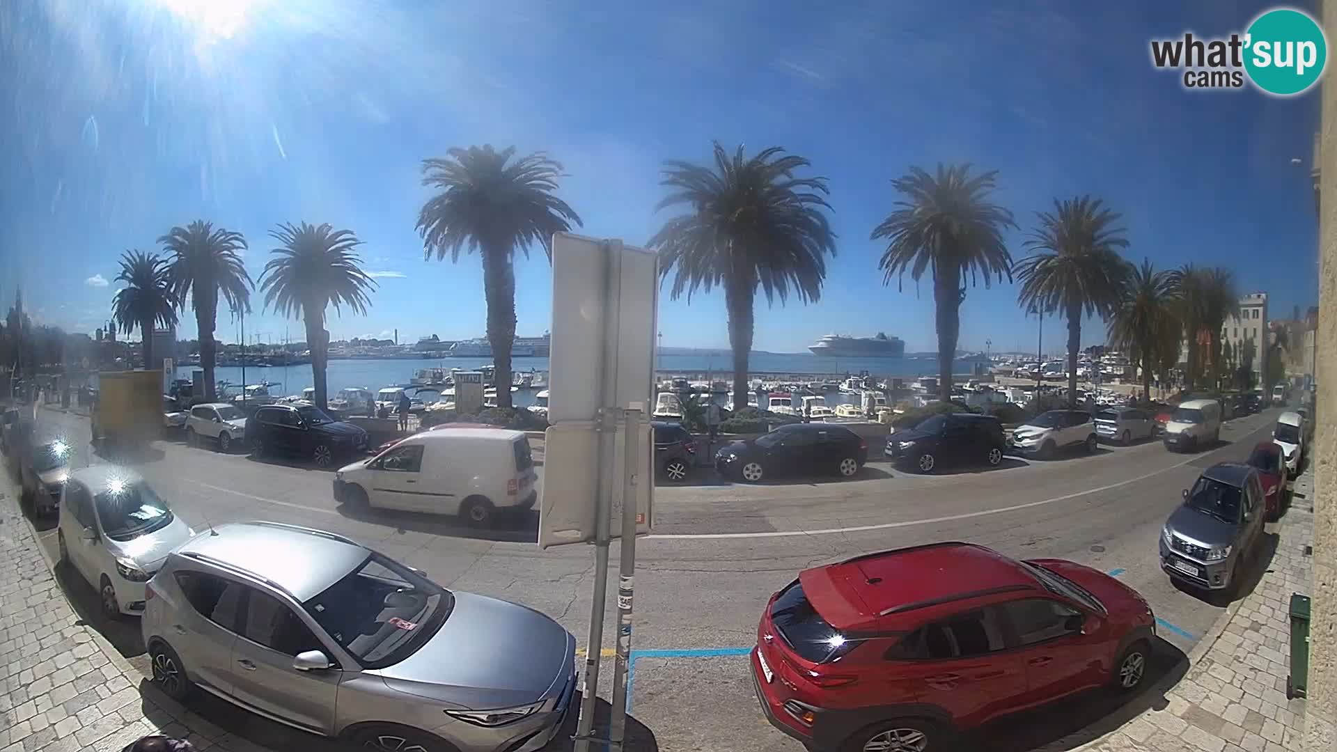Webcam Split – Seaside Promenade