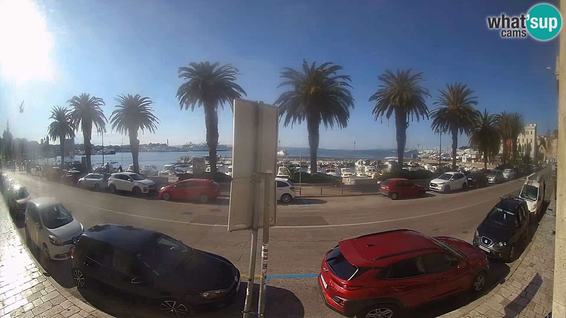 Webcam Split – Seaside Promenade