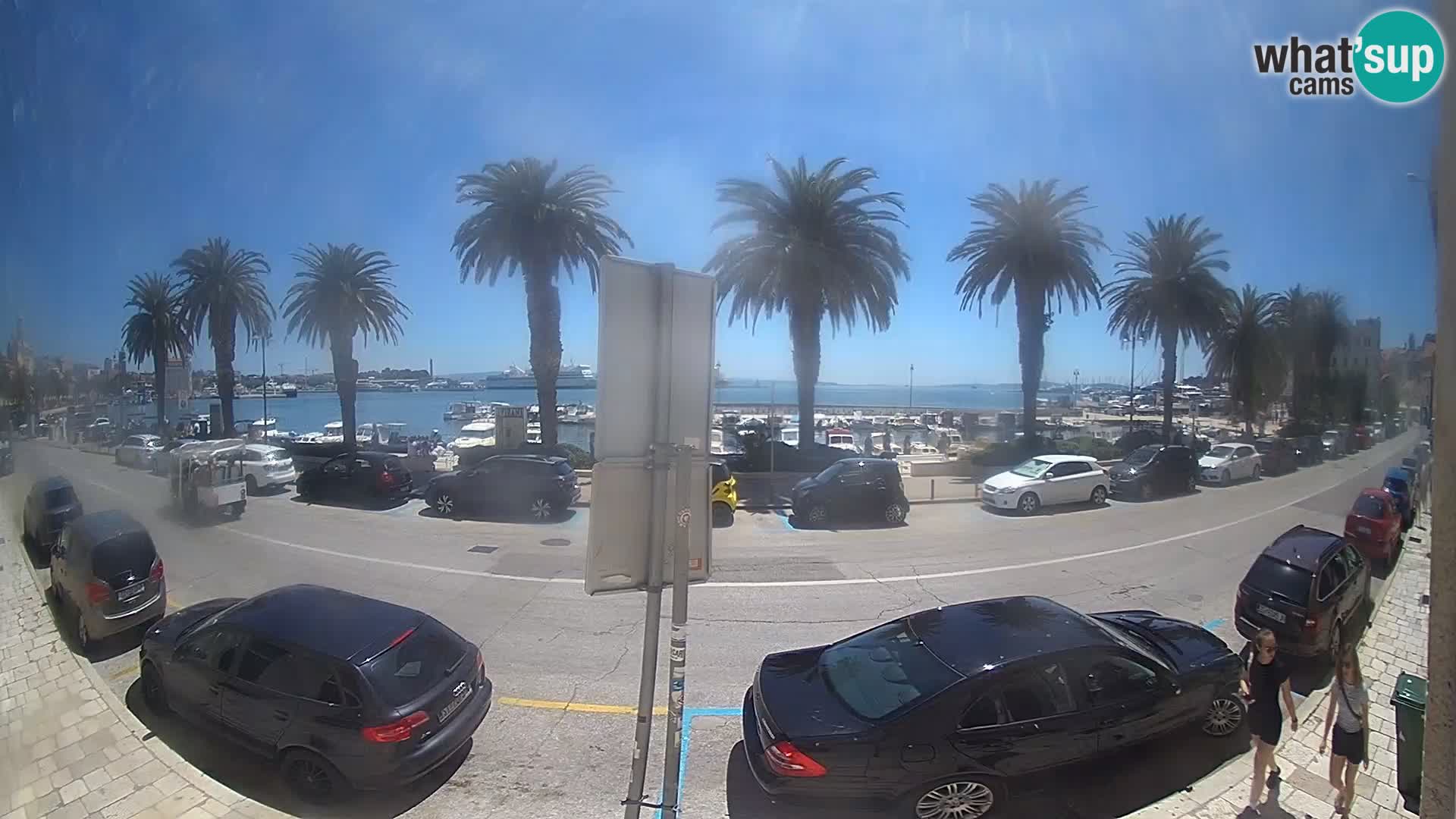 Webcam Split – Seaside Promenade