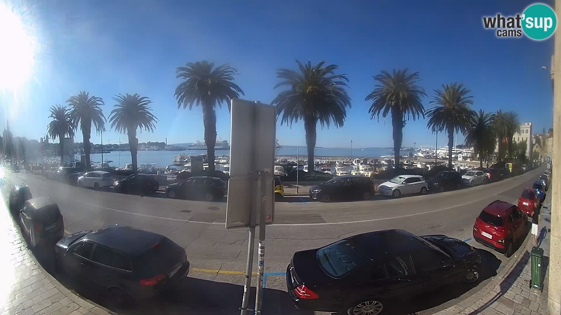 Webcam Split – Seaside Promenade