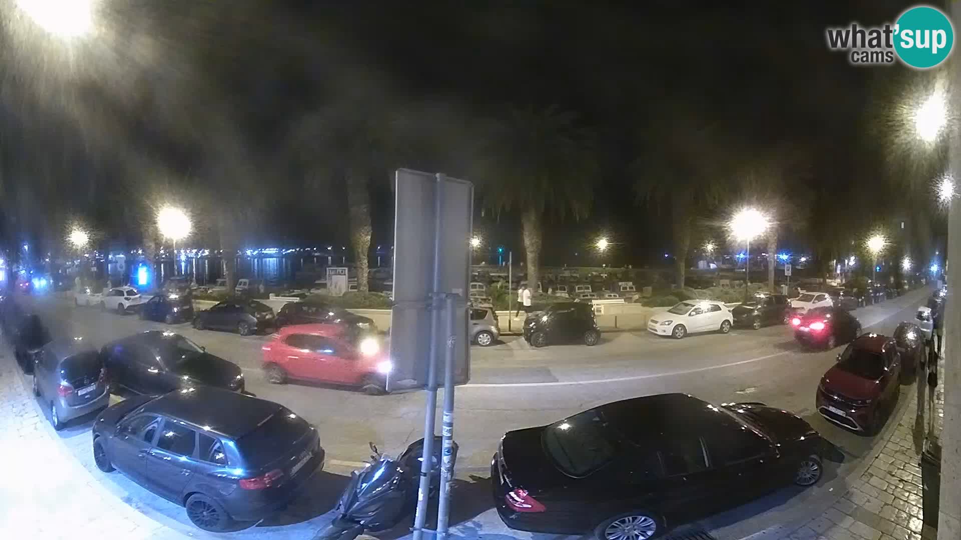 Webcam Split – Seaside Promenade