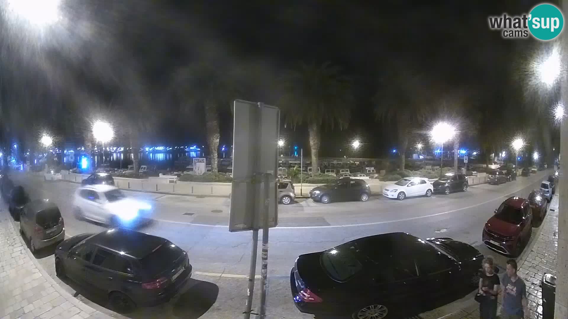Webcam Split – Seaside Promenade