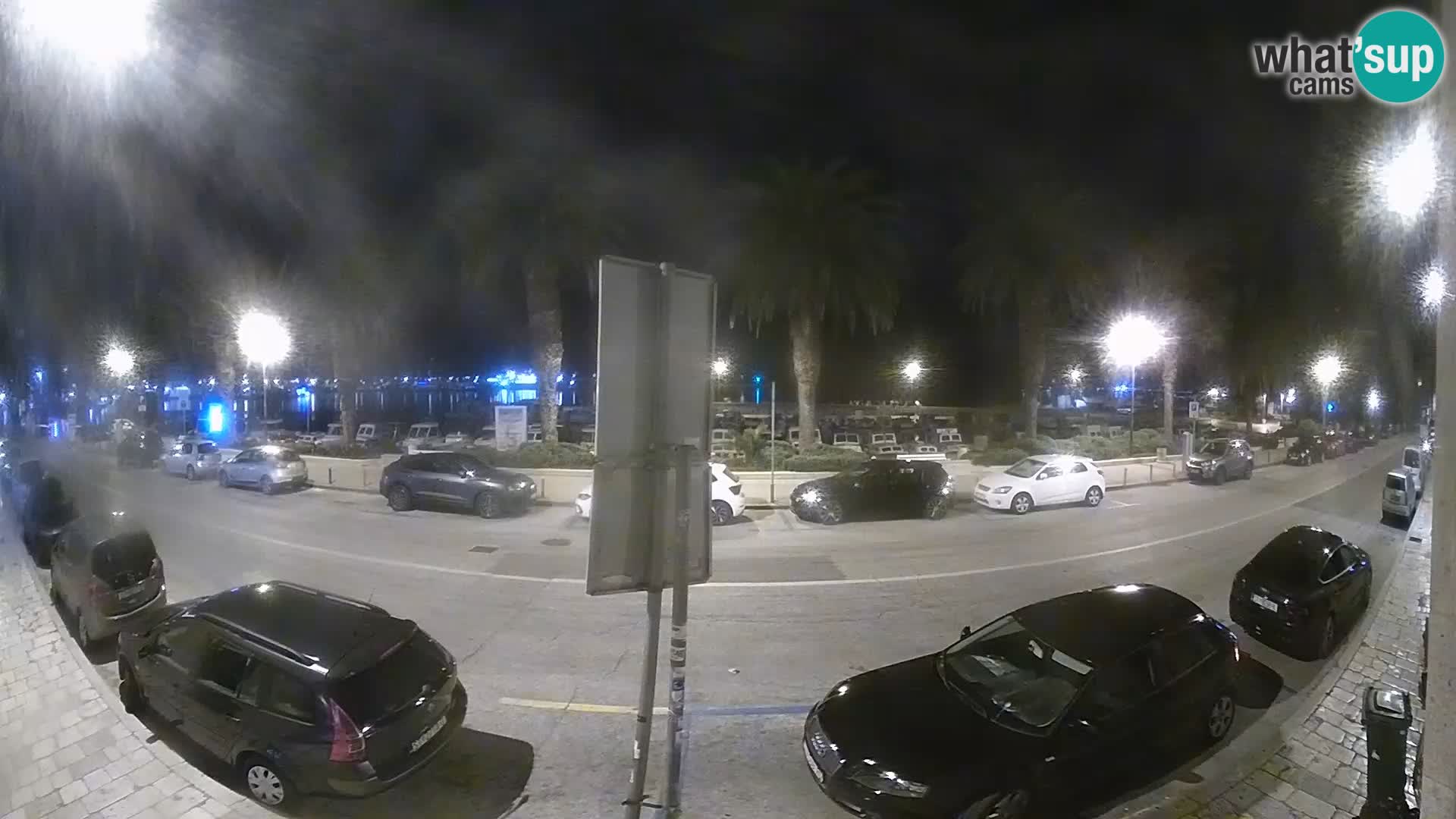 Webcam Split – Seaside Promenade