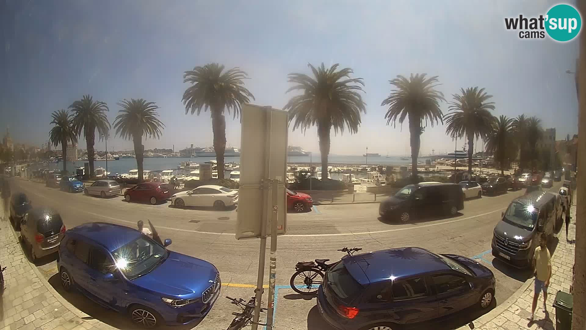 Webcam Split – Seaside Promenade