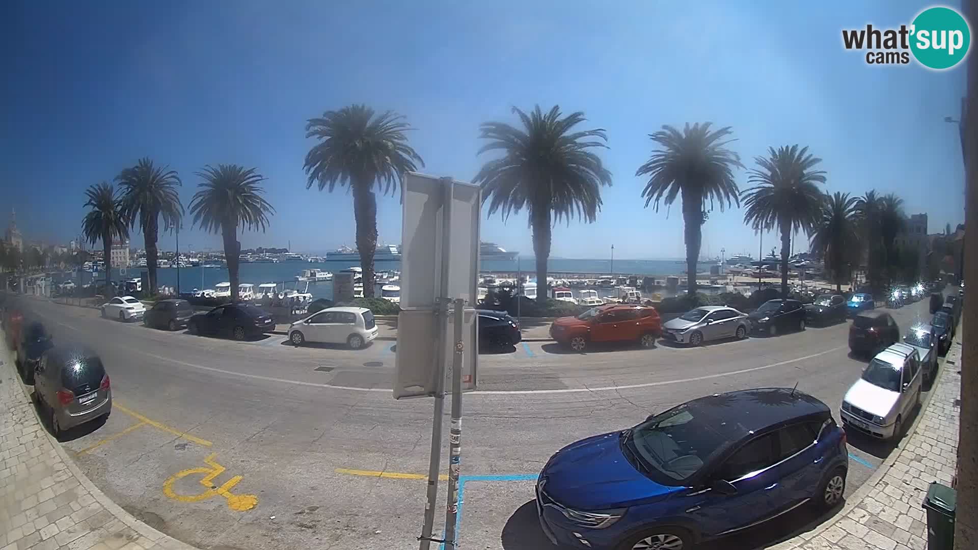 Webcam Split – Seaside Promenade