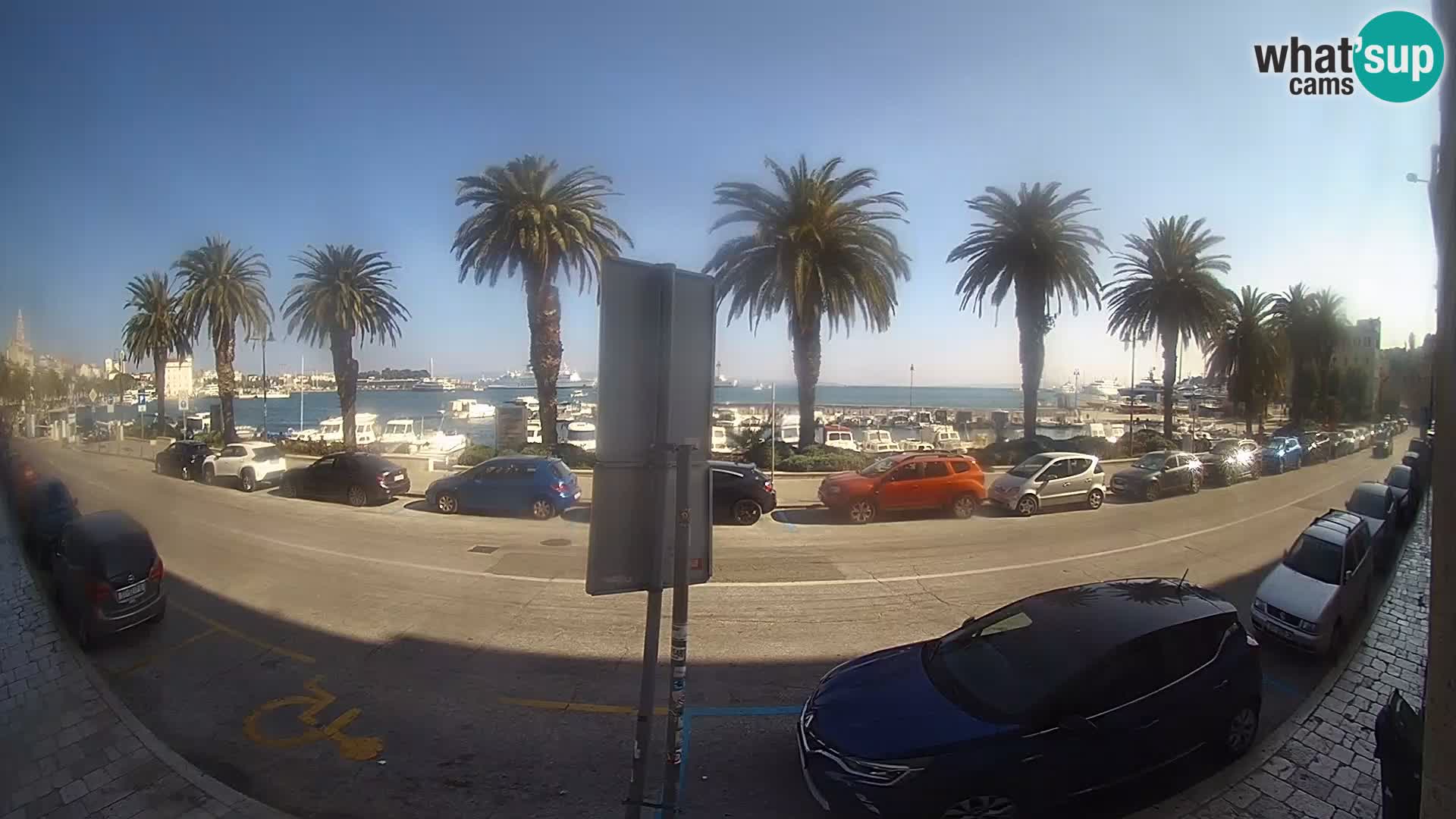 Webcam Split – Seaside Promenade