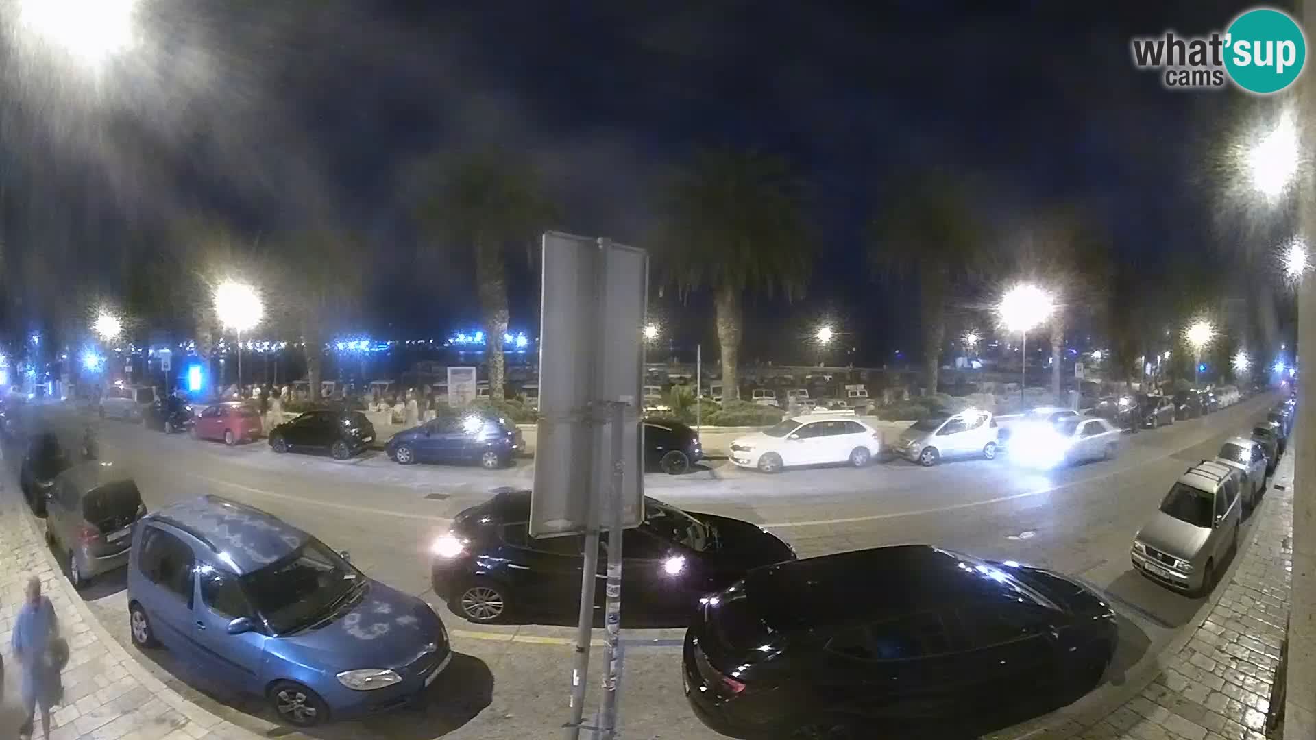 Webcam Split – Seaside Promenade