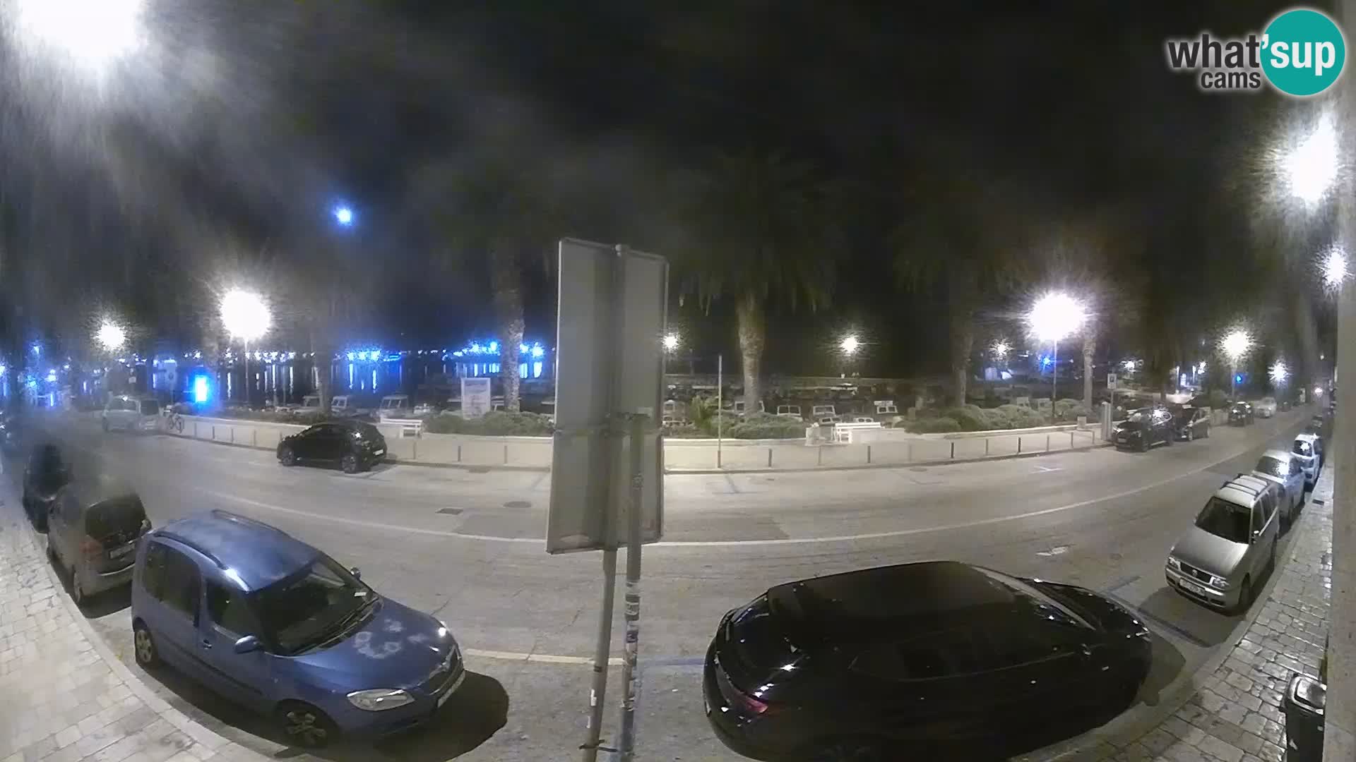 Webcam Split – Seaside Promenade