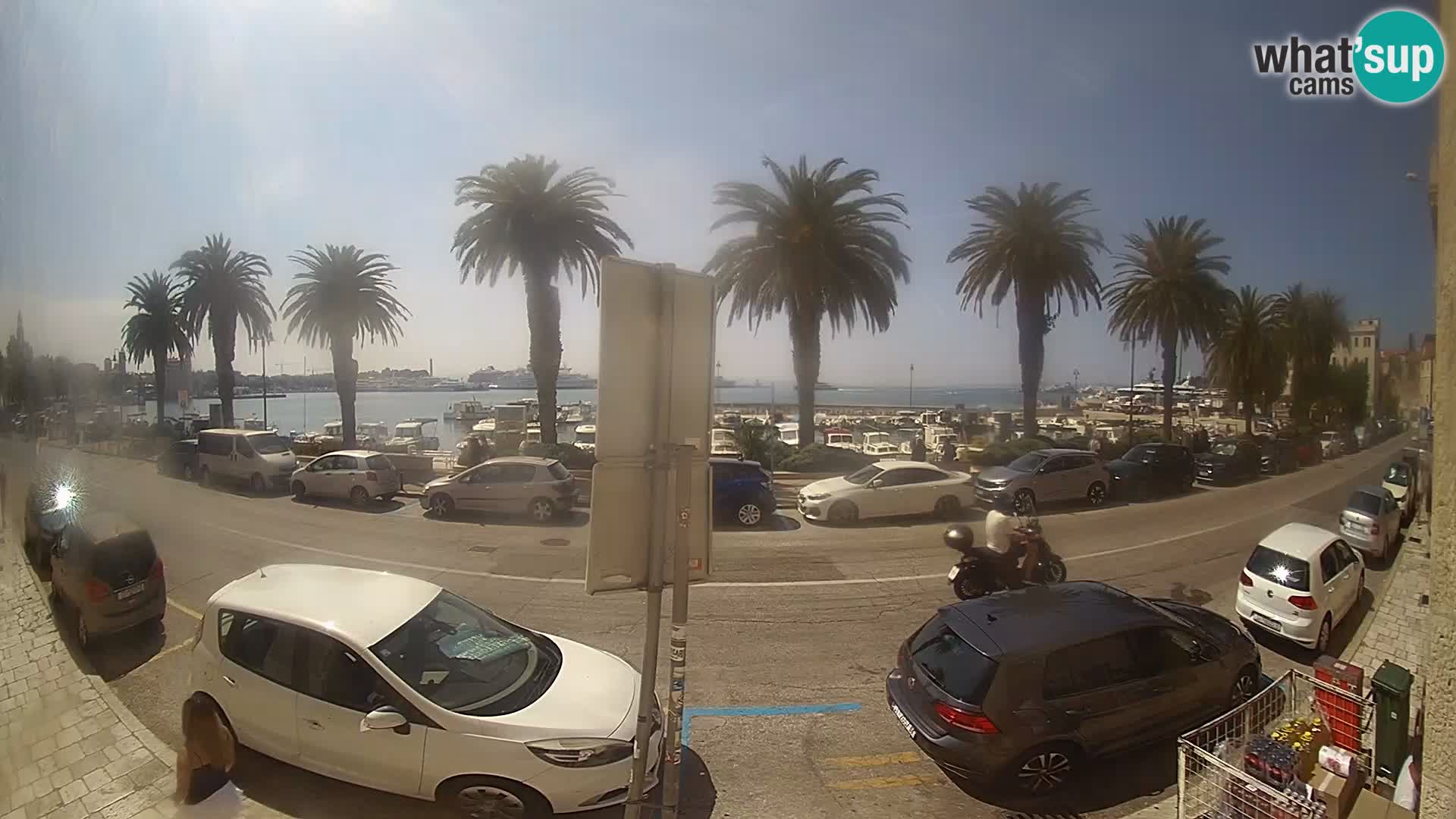 Webcam Split – Seaside Promenade