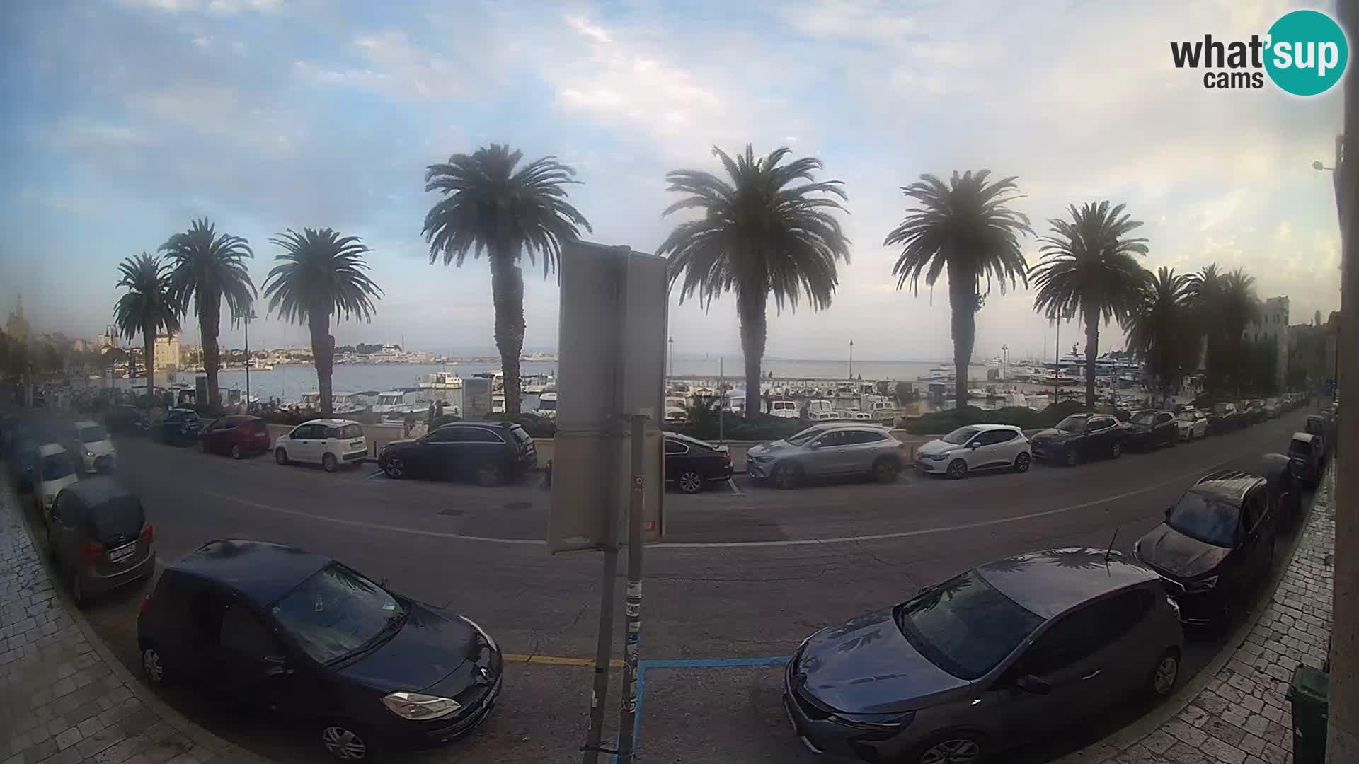 Webcam Split – Seaside Promenade