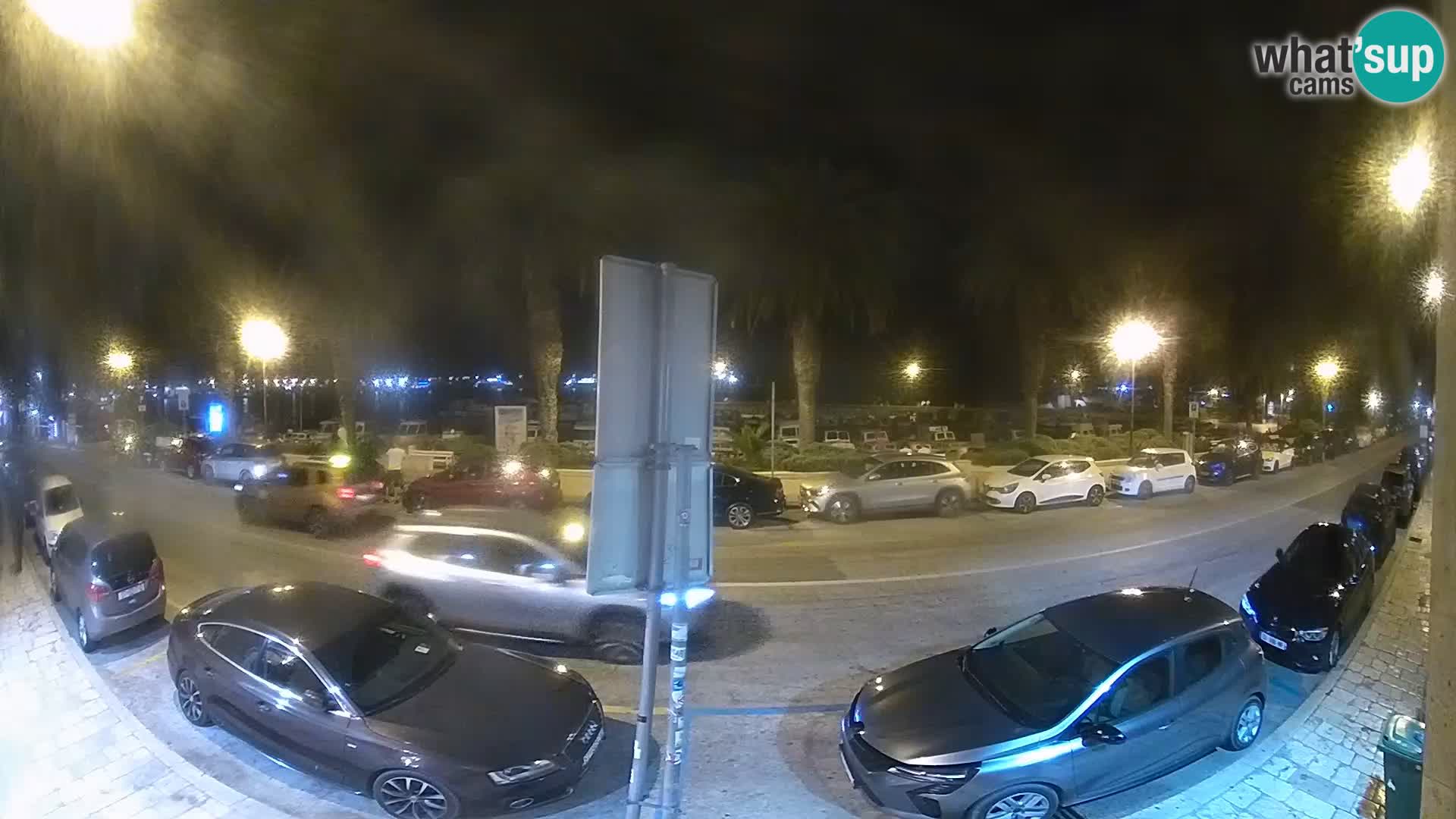 Webcam Split – Seaside Promenade