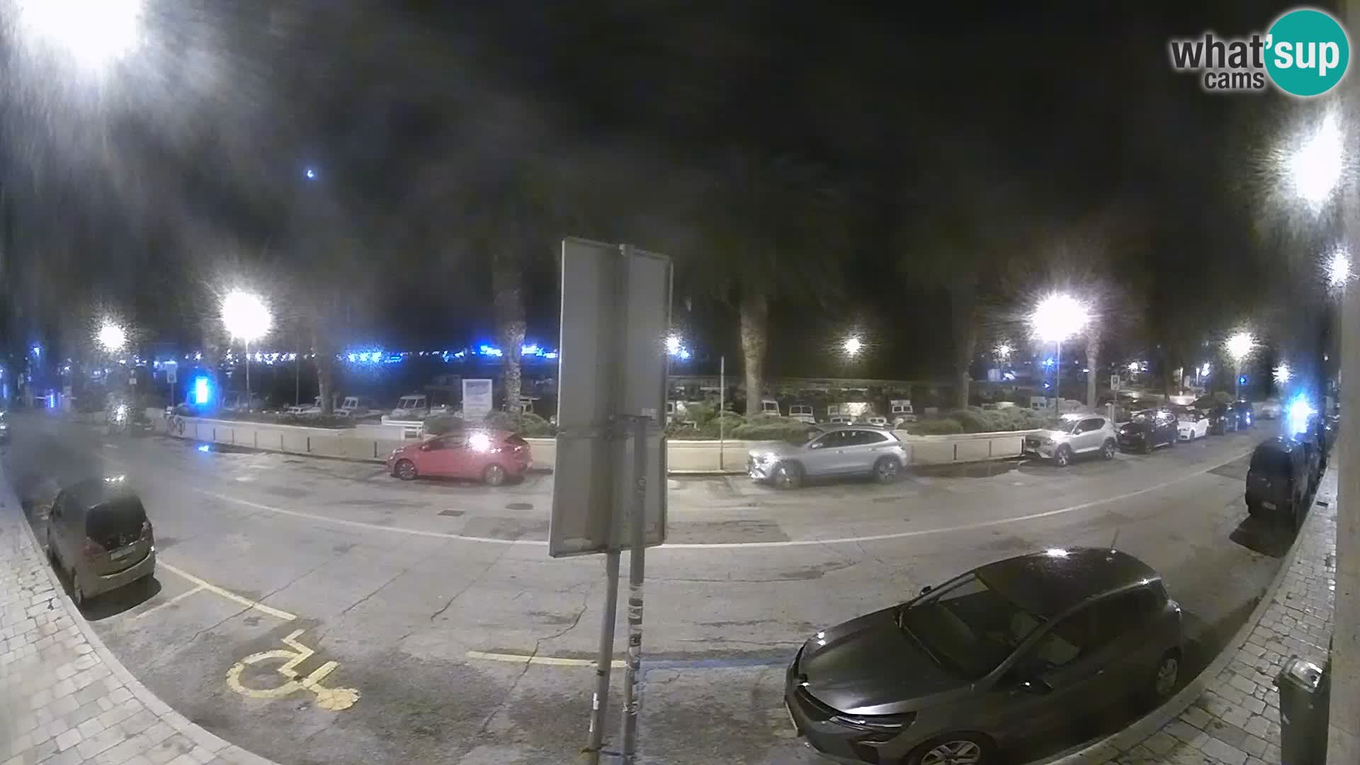 Webcam Split – Seaside Promenade
