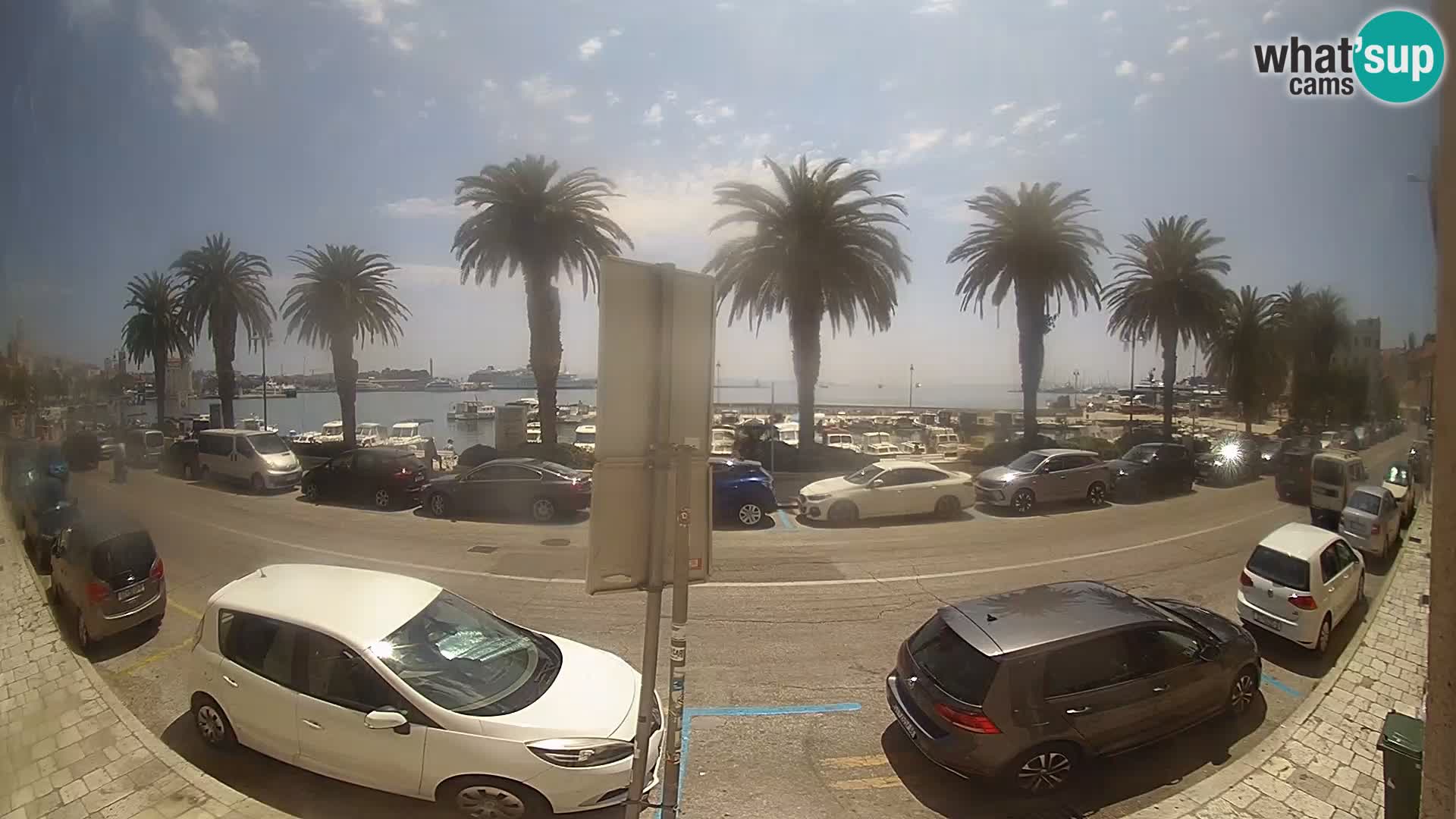 Webcam Split – Seaside Promenade