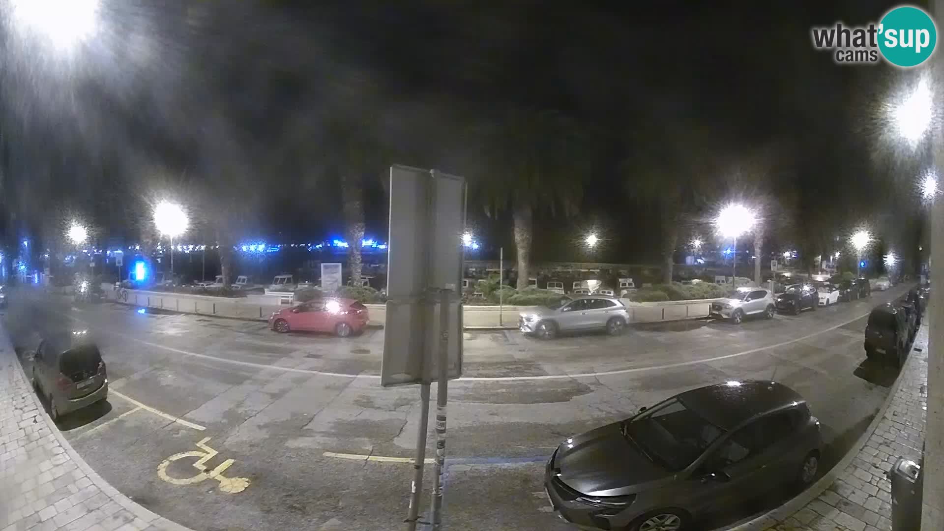 Webcam Split – Seaside Promenade