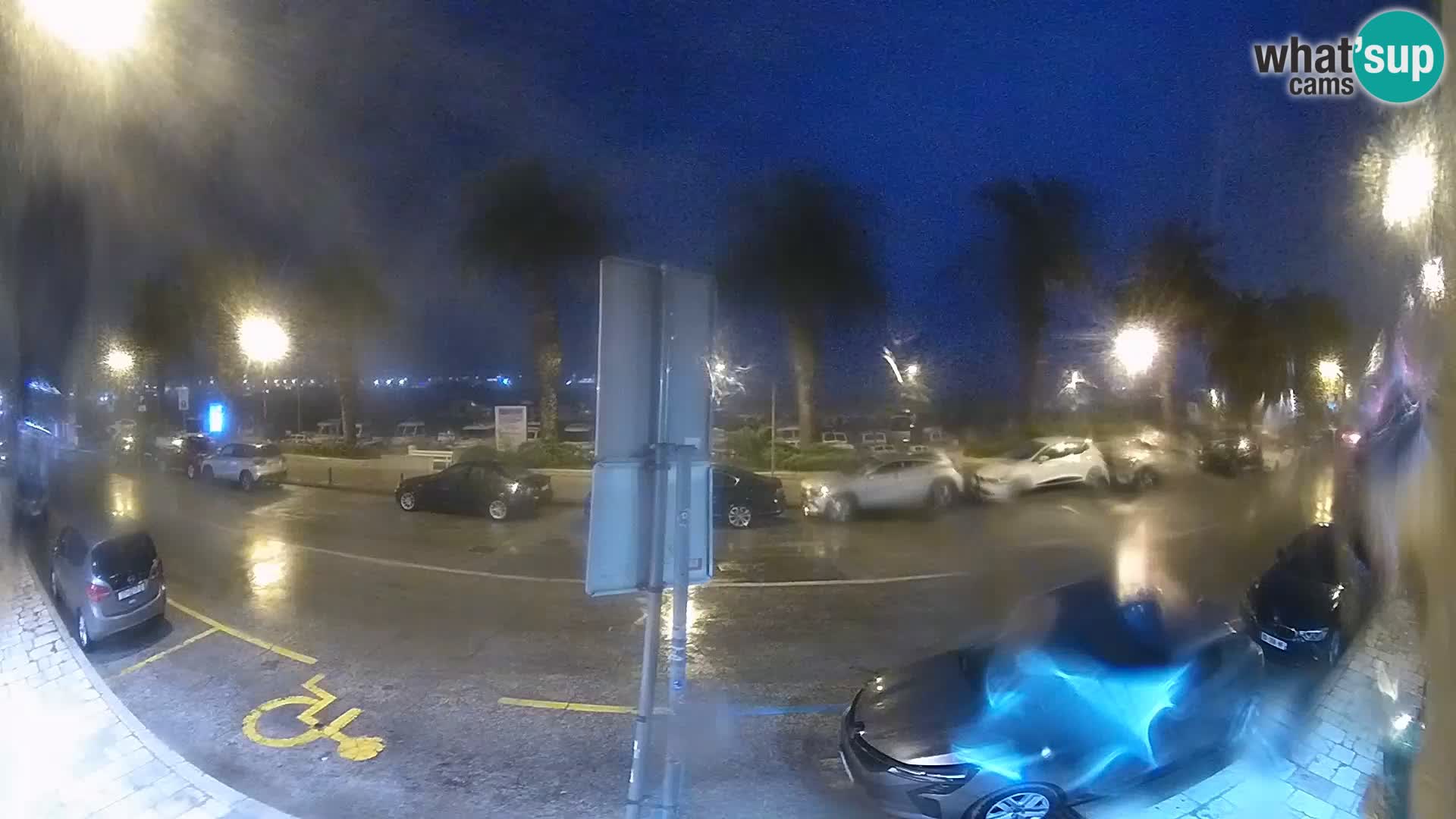 Webcam Split – Seaside Promenade