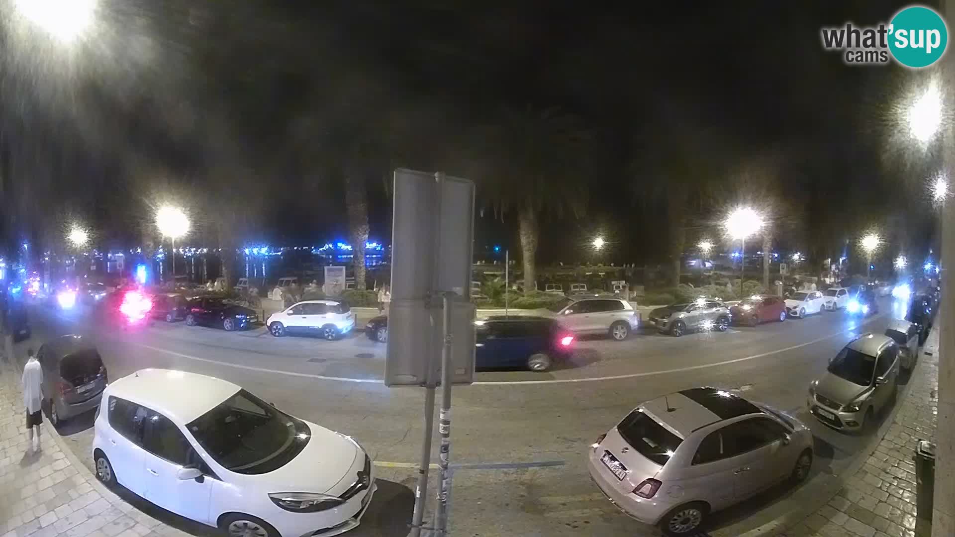 Webcam Split – Seaside Promenade