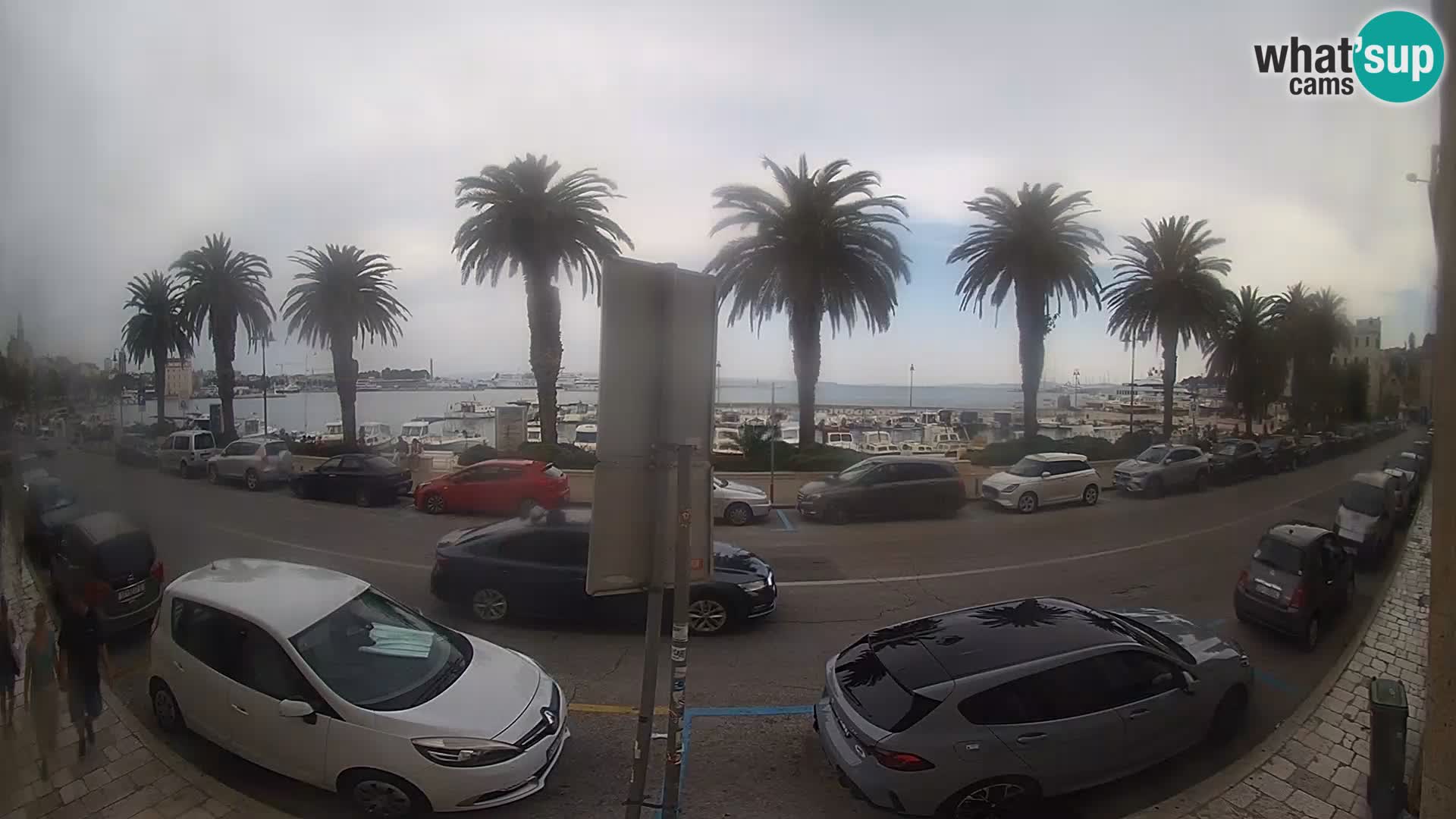 Webcam Split – Seaside Promenade