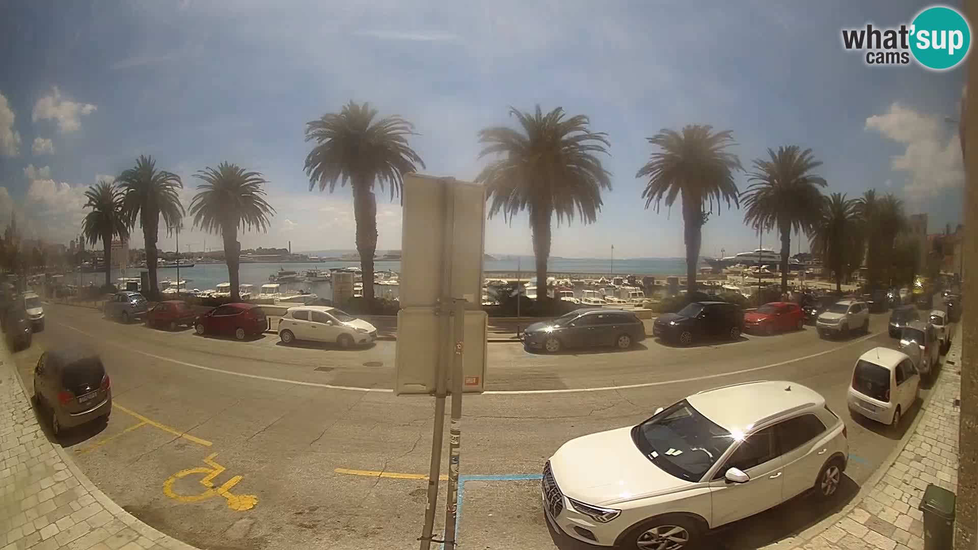 Webcam Split – Seaside Promenade