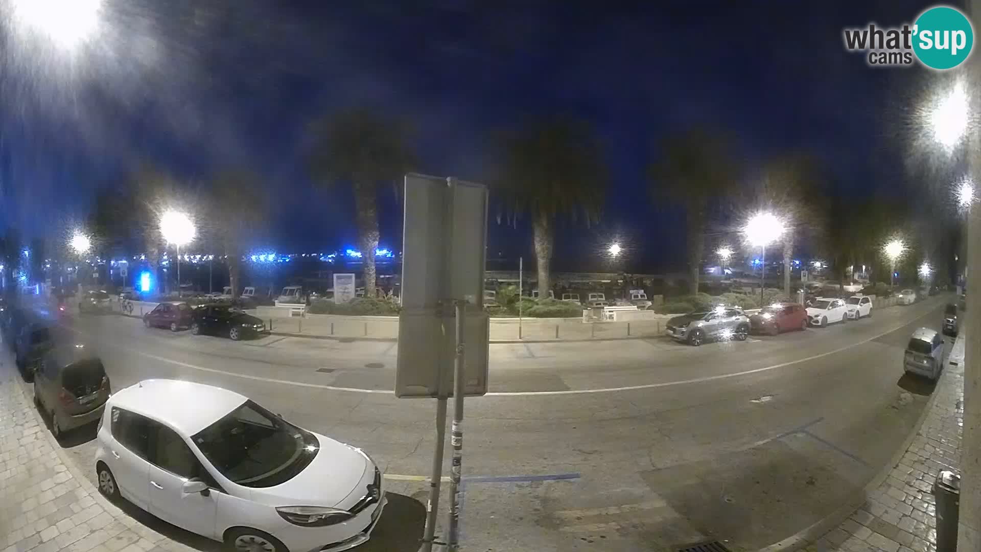 Webcam Split – Seaside Promenade